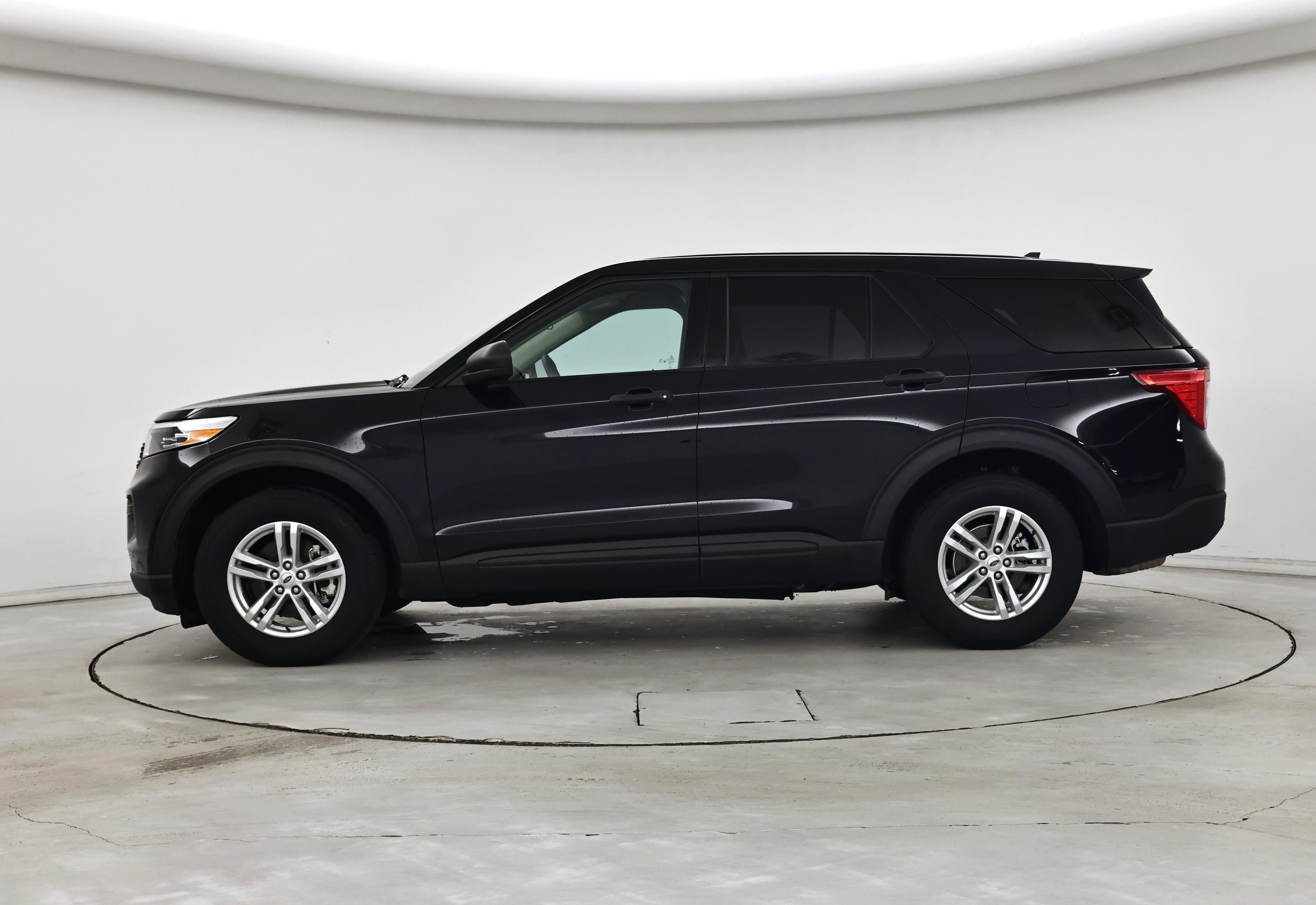Thumbnail: 2022 Ford Explorer - 3