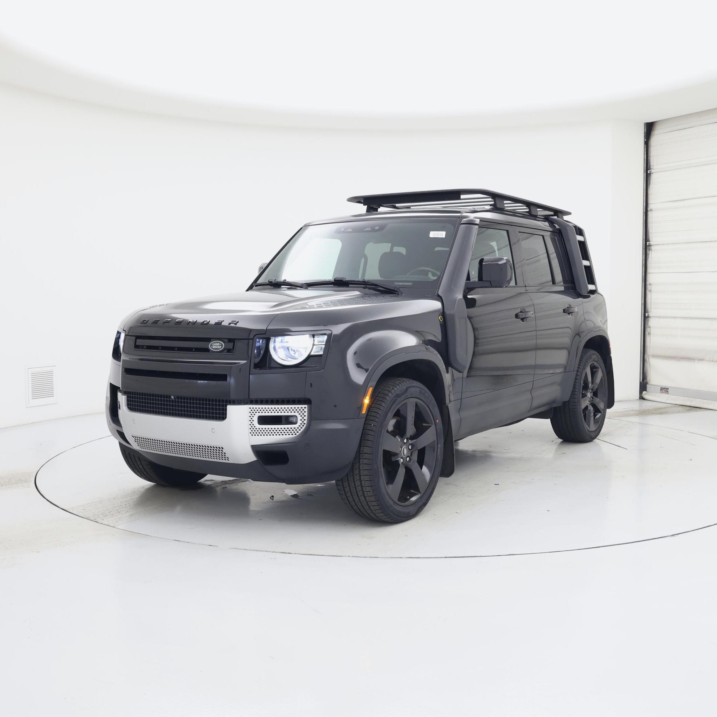 Thumbnail: 2023 Land Rover Defender - 4