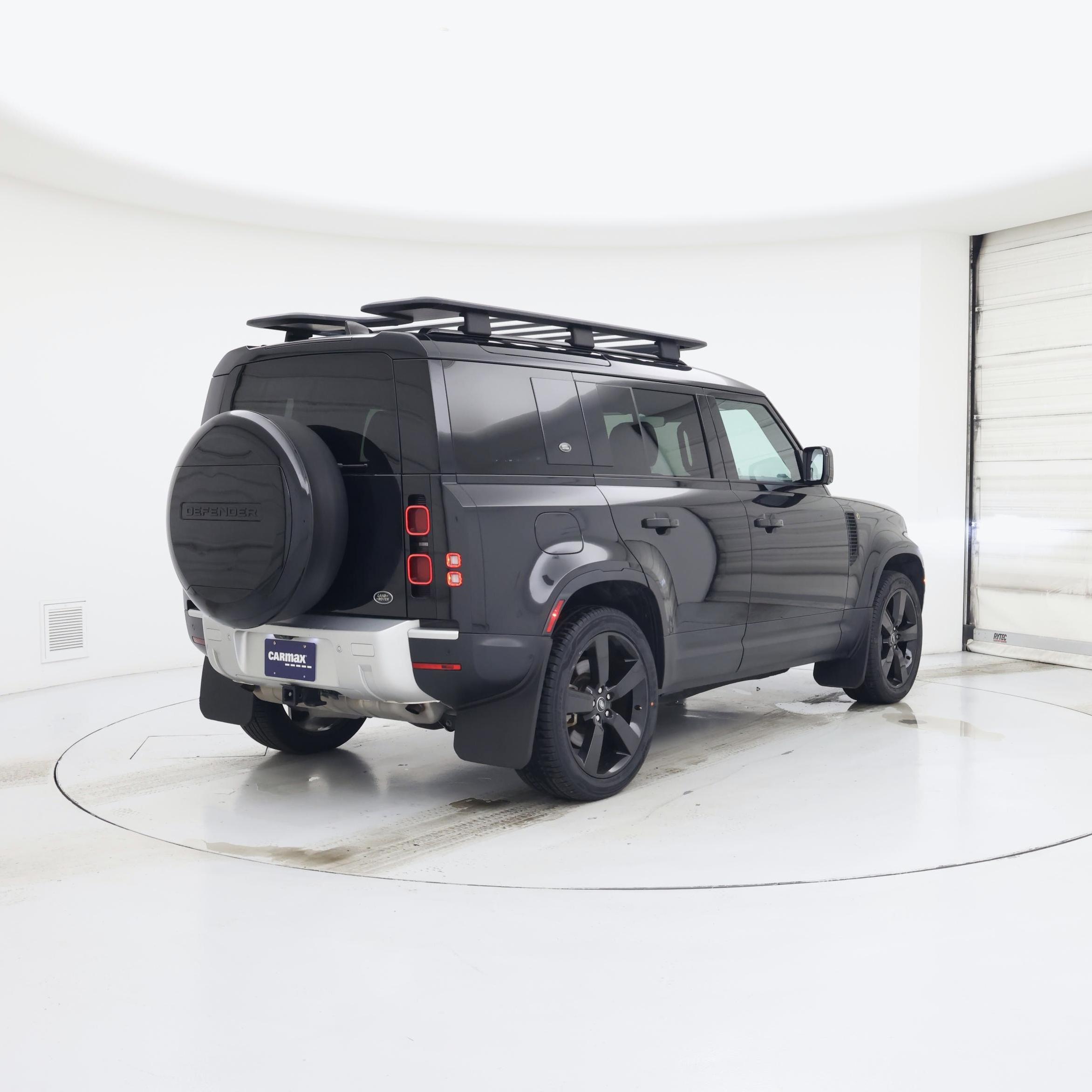 Thumbnail: 2023 Land Rover Defender - 8