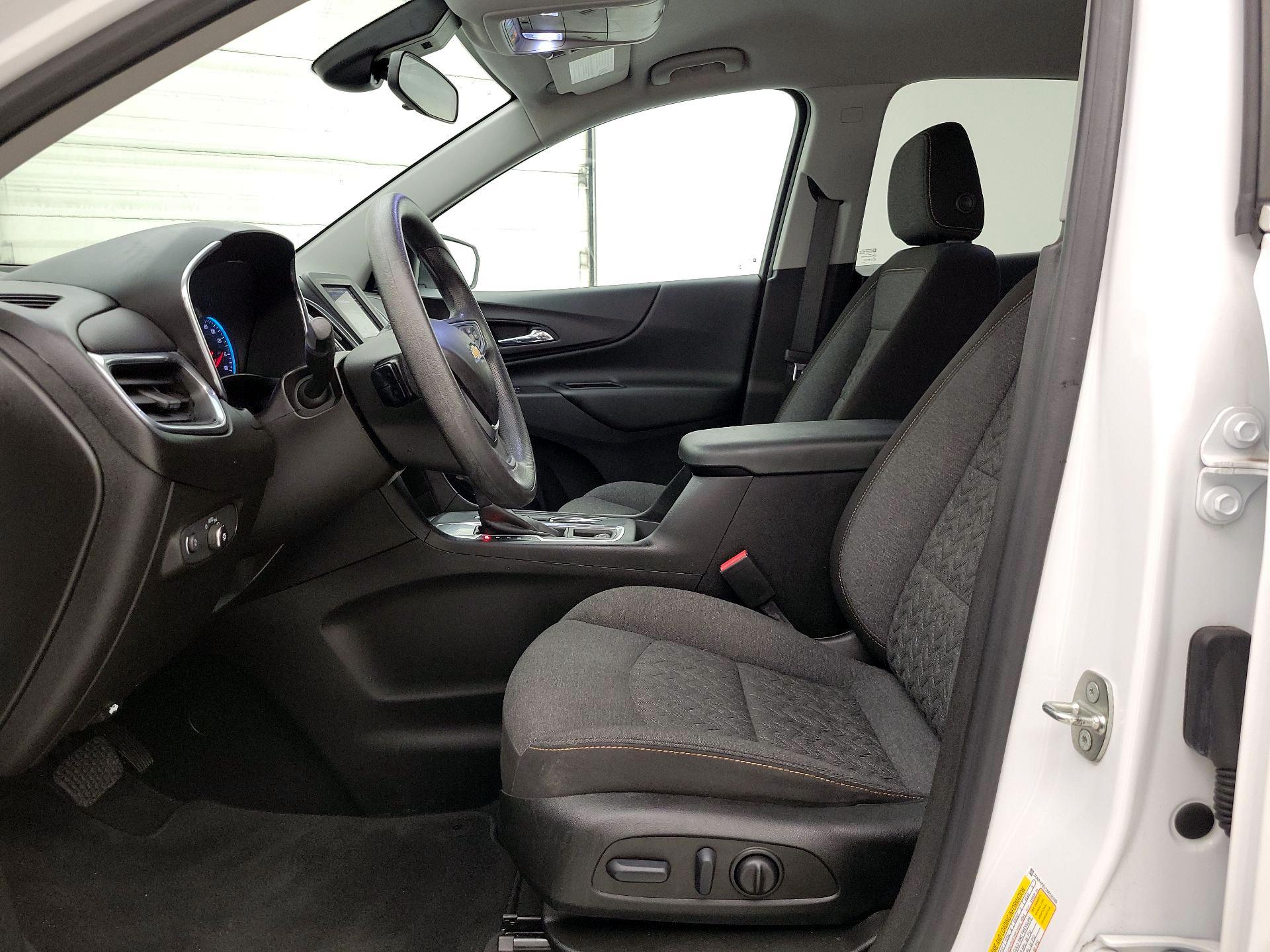 Thumbnail: 2022 Chevrolet Equinox - 11