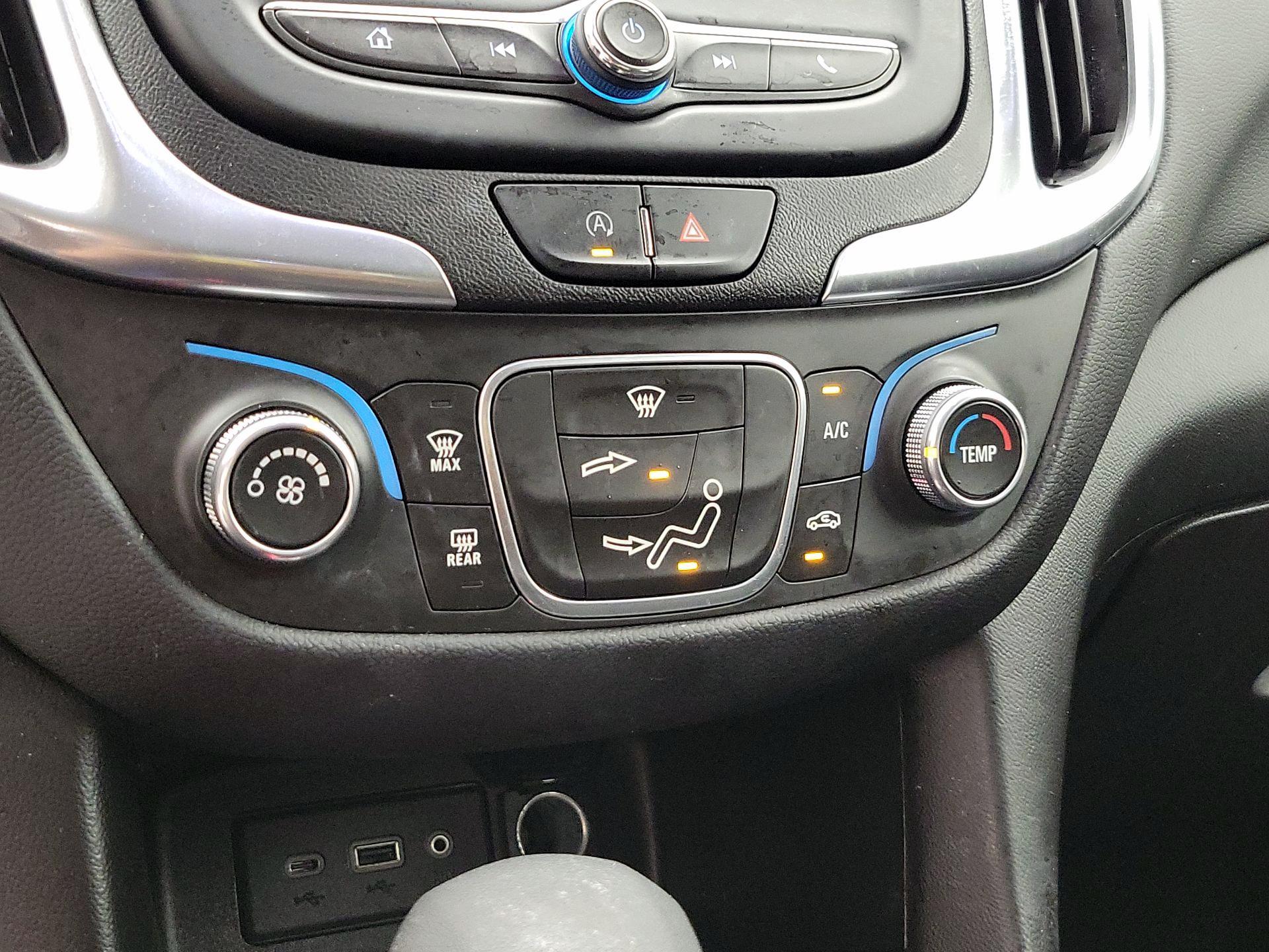 Thumbnail: 2022 Chevrolet Equinox - 16