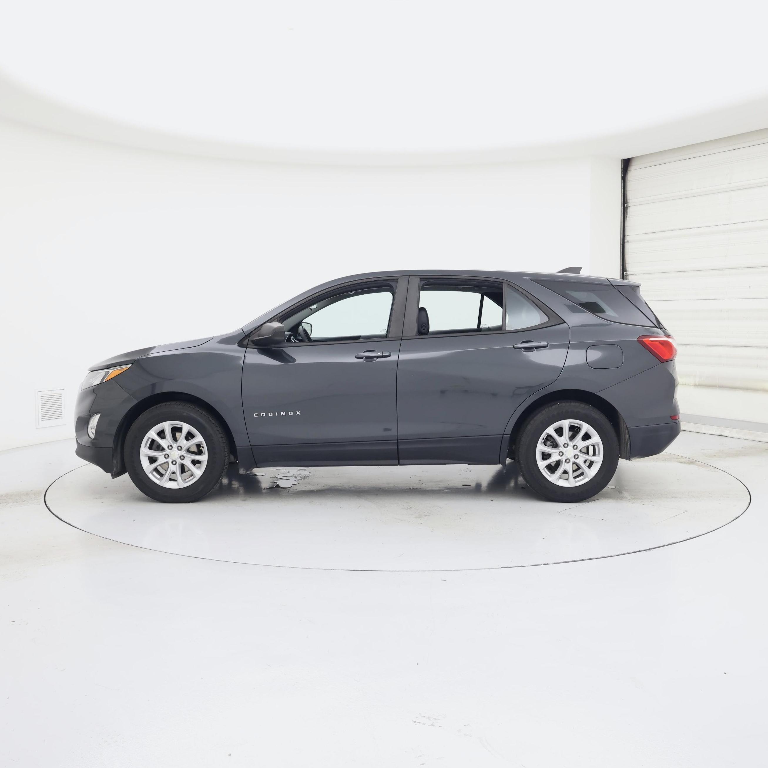 Thumbnail: 2020 Chevrolet Equinox - 3