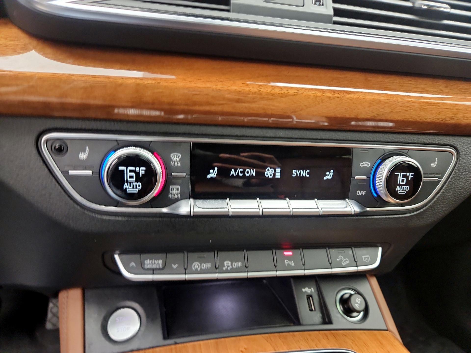 Thumbnail: 2021 Audi Q5 - 16
