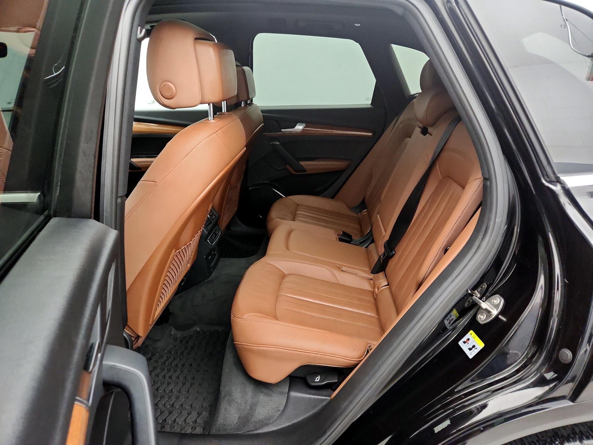 Thumbnail: 2021 Audi Q5 - 20