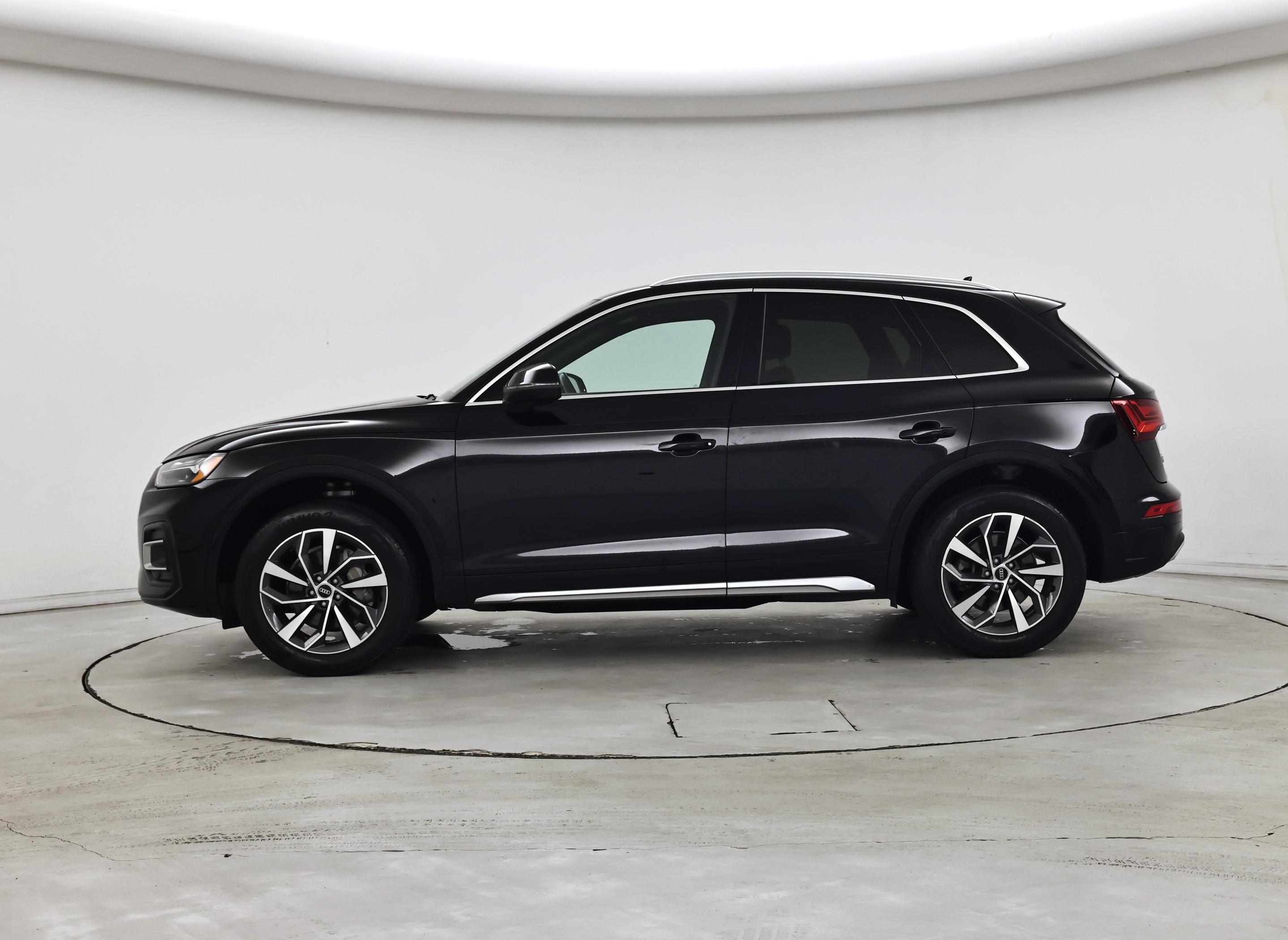Thumbnail: 2021 Audi Q5 - 3