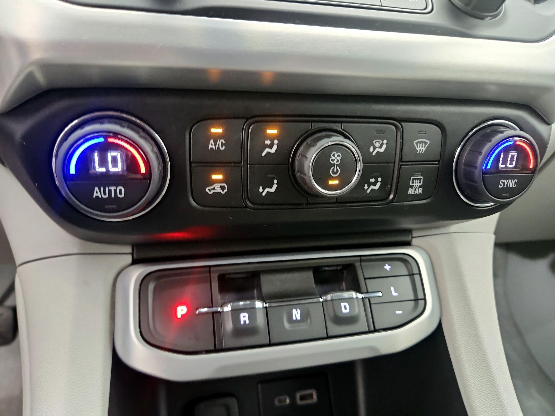 Thumbnail: 2021 GMC Acadia - 16