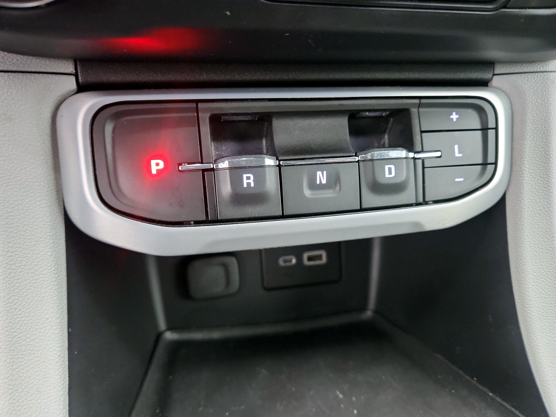 Thumbnail: 2021 GMC Acadia - 17
