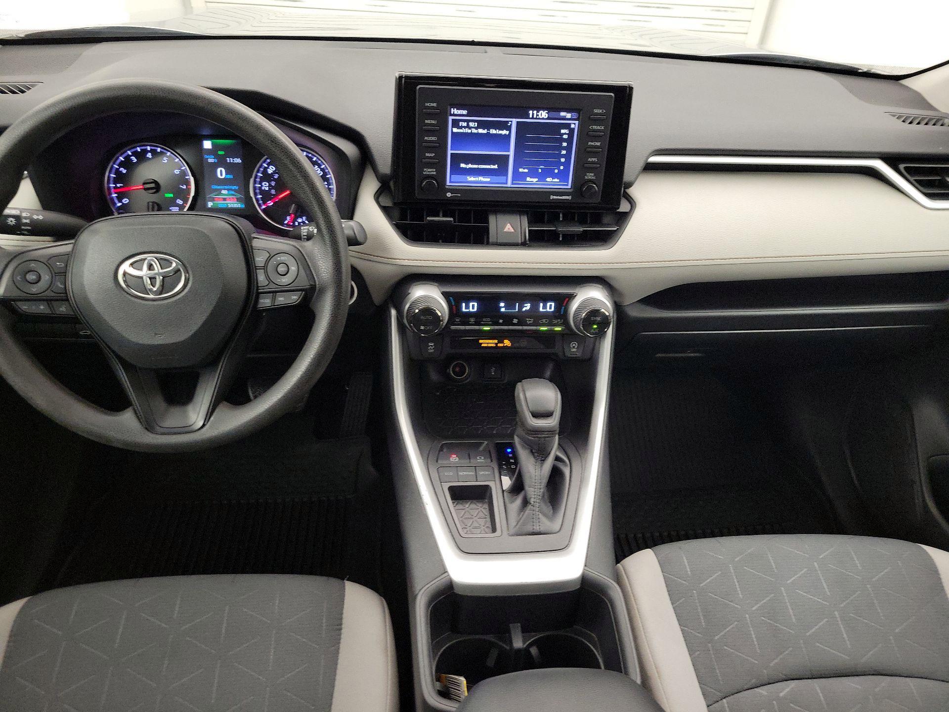 Thumbnail: 2022 Toyota RAV4 - 9
