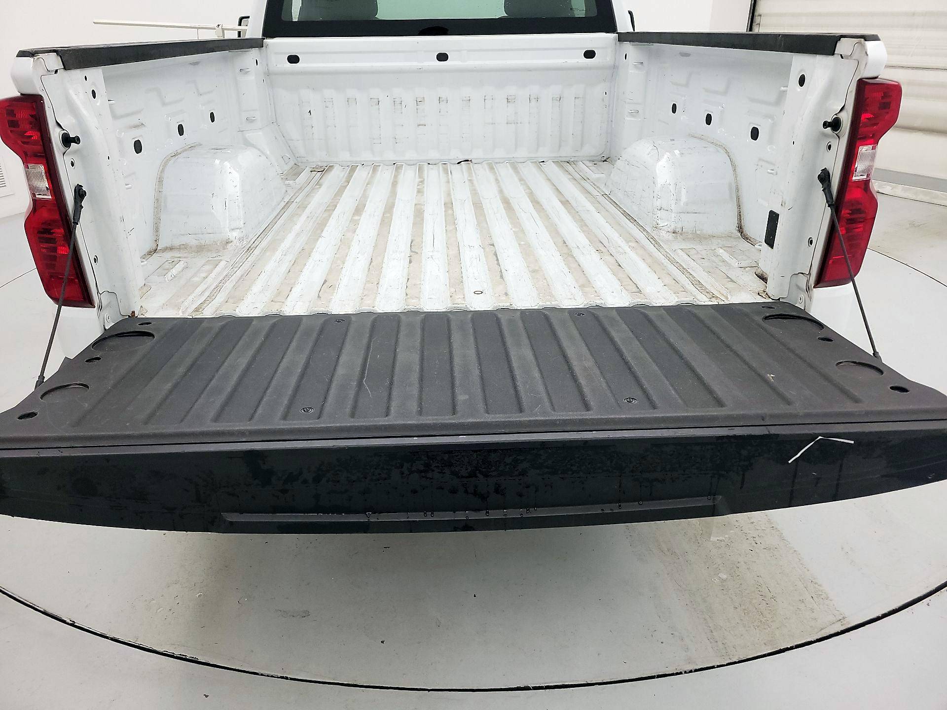 Thumbnail: 2023 Chevrolet Silverado 1500 - 19