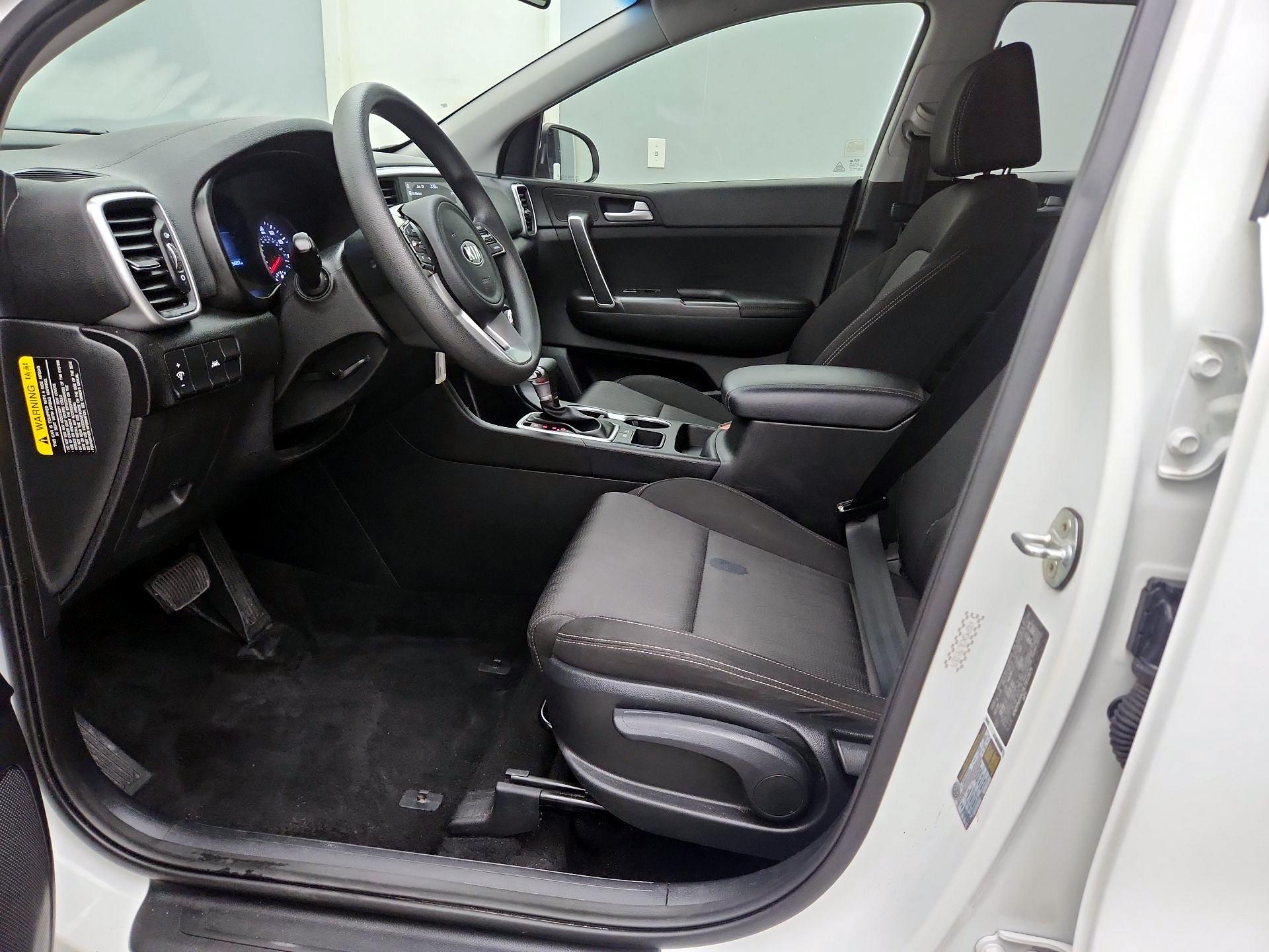 Thumbnail: 2020 Kia Sportage - 11
