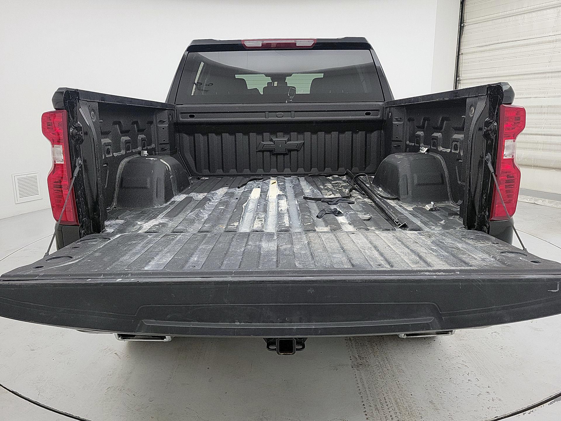 Thumbnail: 2025 Chevrolet Silverado 1500 - 19
