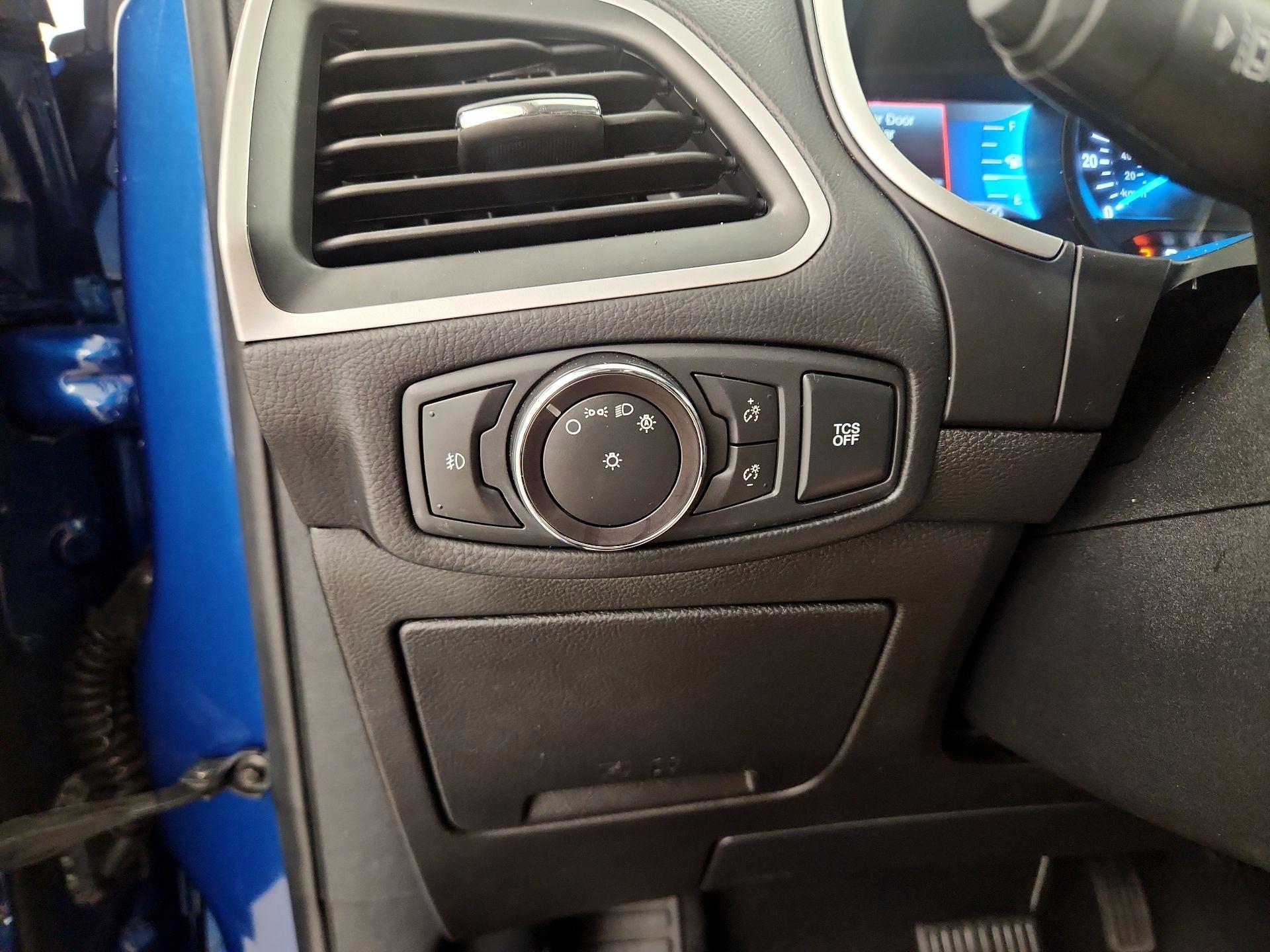Thumbnail: 2021 Ford Edge - 13