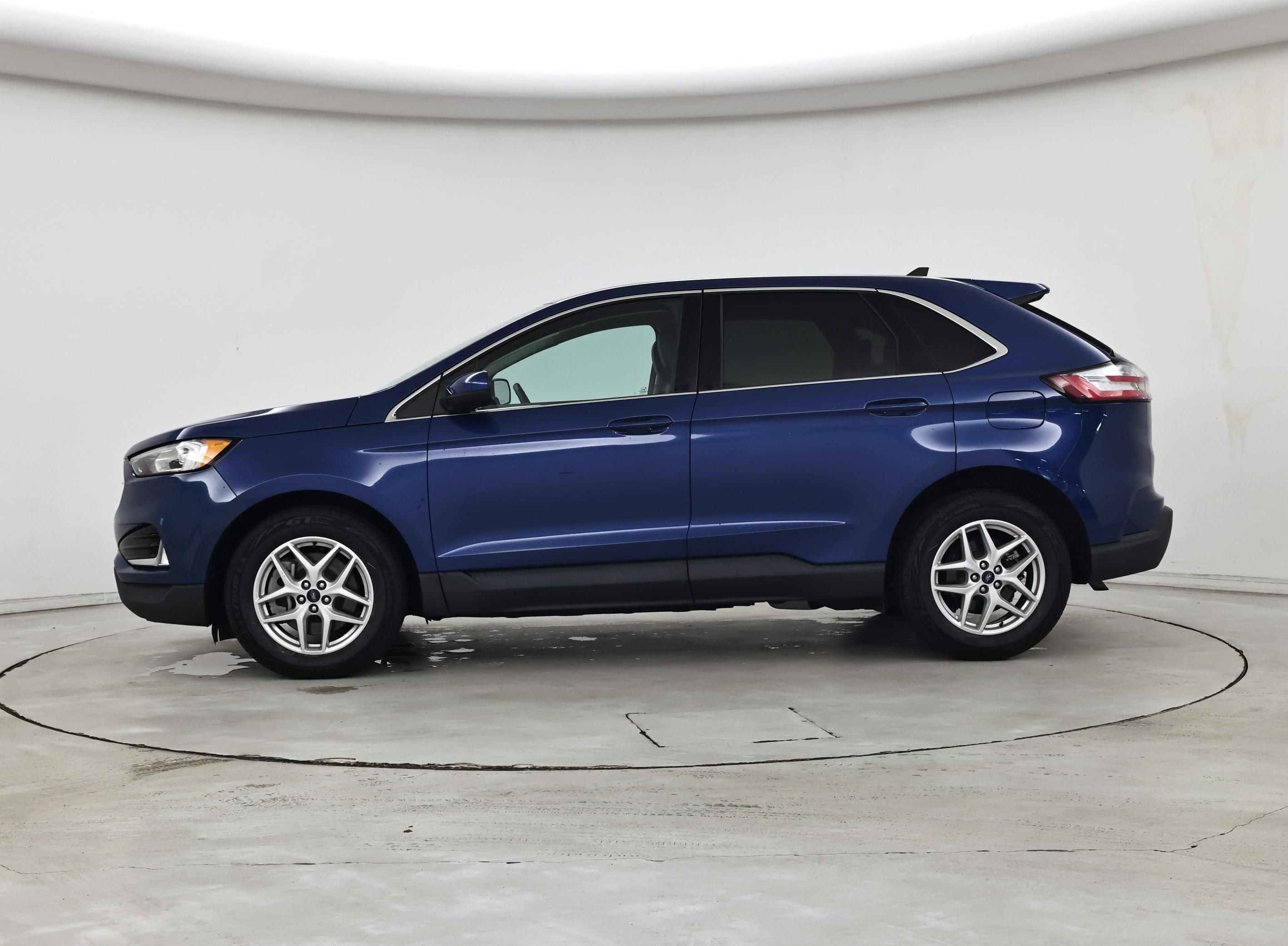 Thumbnail: 2021 Ford Edge - 3
