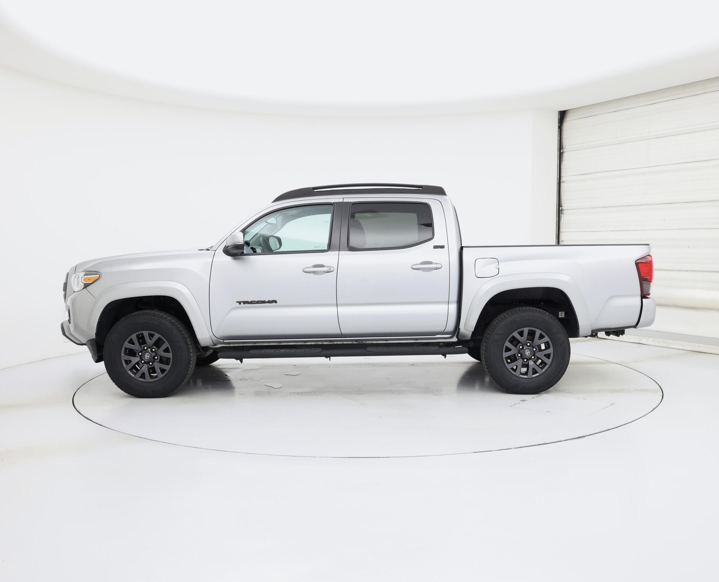 Thumbnail: 2023 Toyota Tacoma - 3