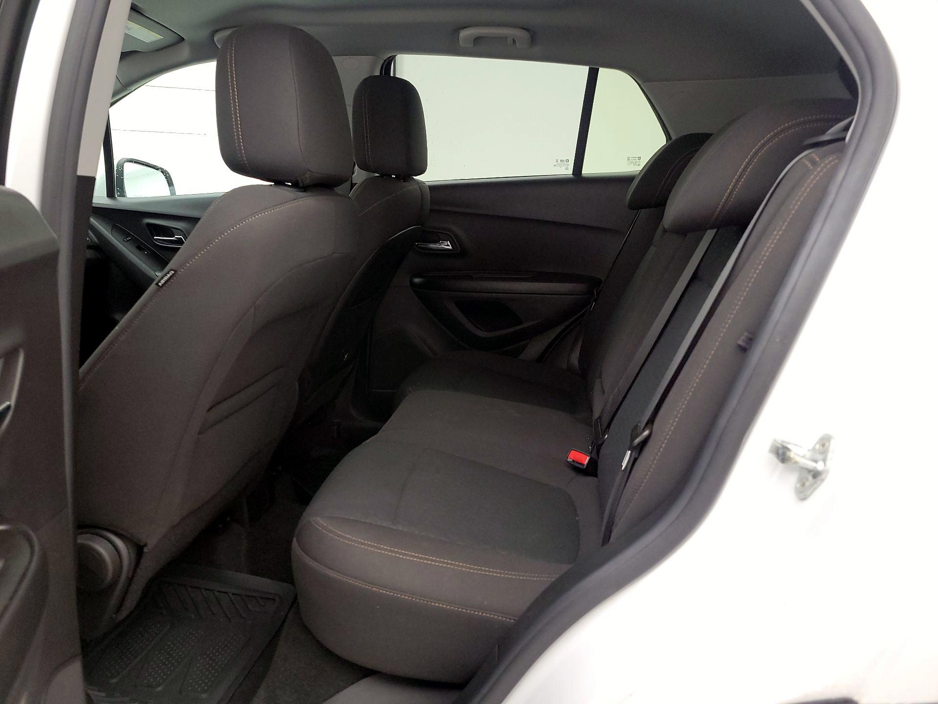Thumbnail: 2021 Chevrolet Trax - 19