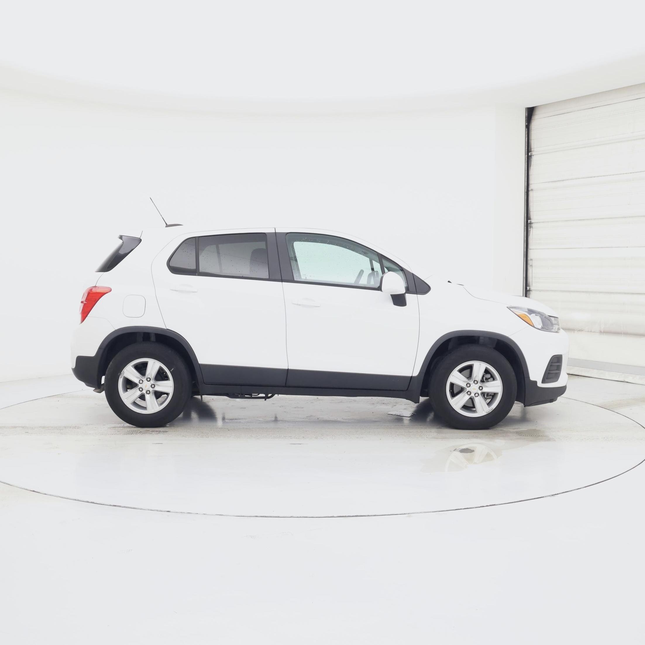 Thumbnail: 2021 Chevrolet Trax - 7
