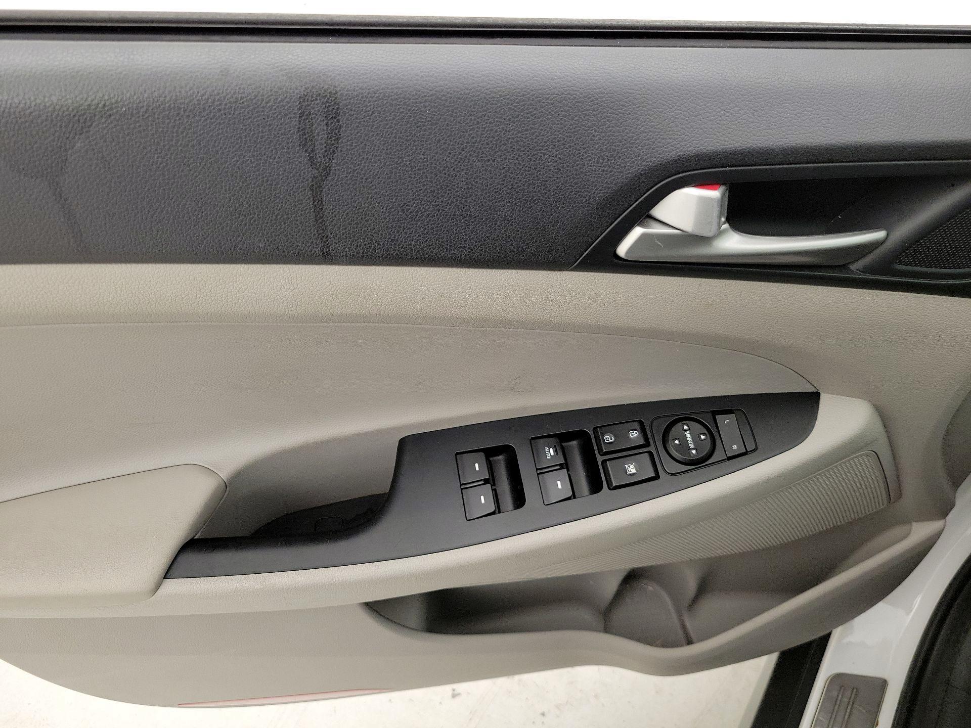 Thumbnail: 2020 Hyundai Tucson - 12