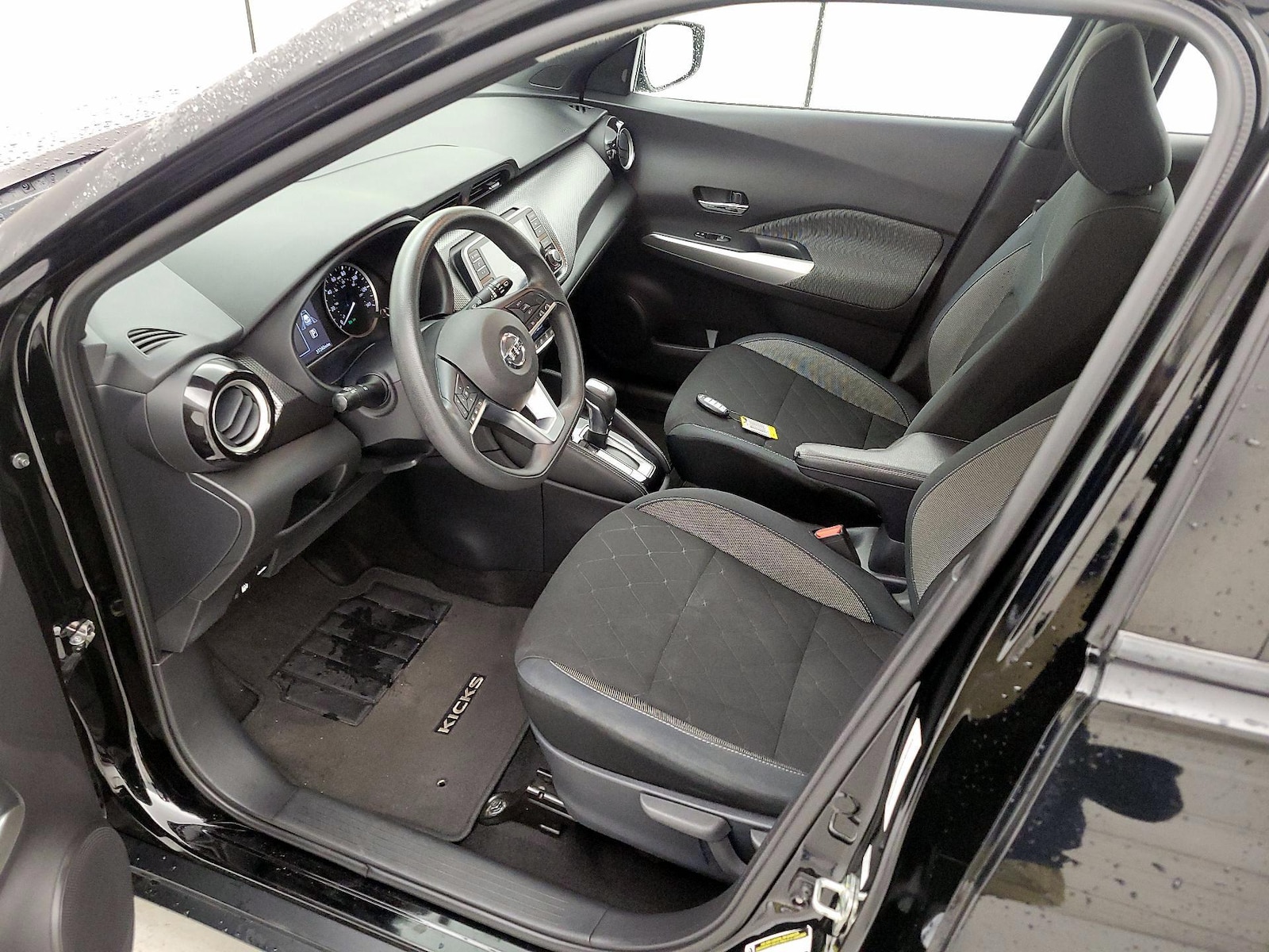 2020 Nissan Kicks SV - Photo 12