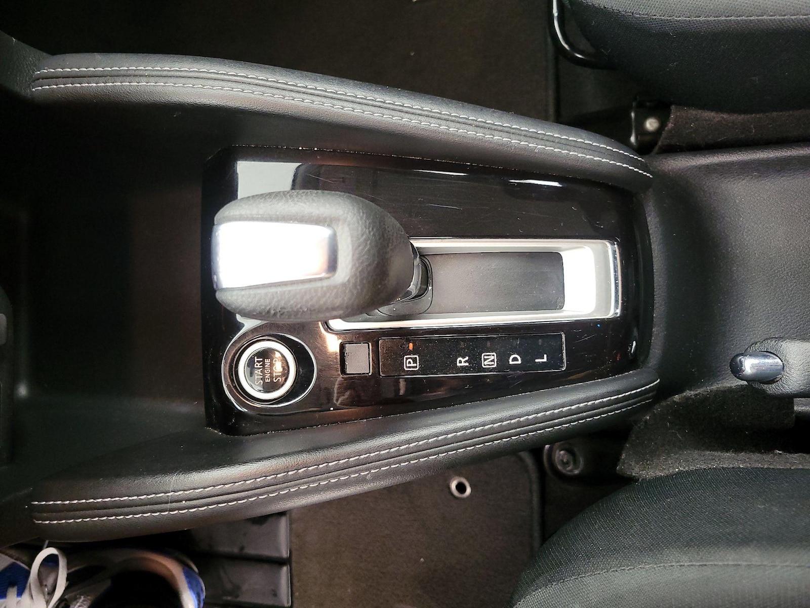2020 Nissan Kicks SV - Photo 16
