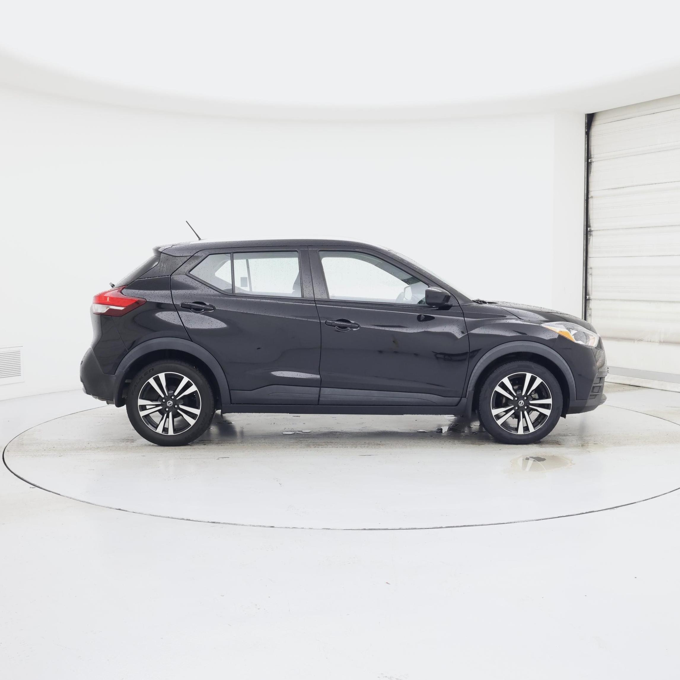 Thumbnail: 2020 Nissan Kicks - 7
