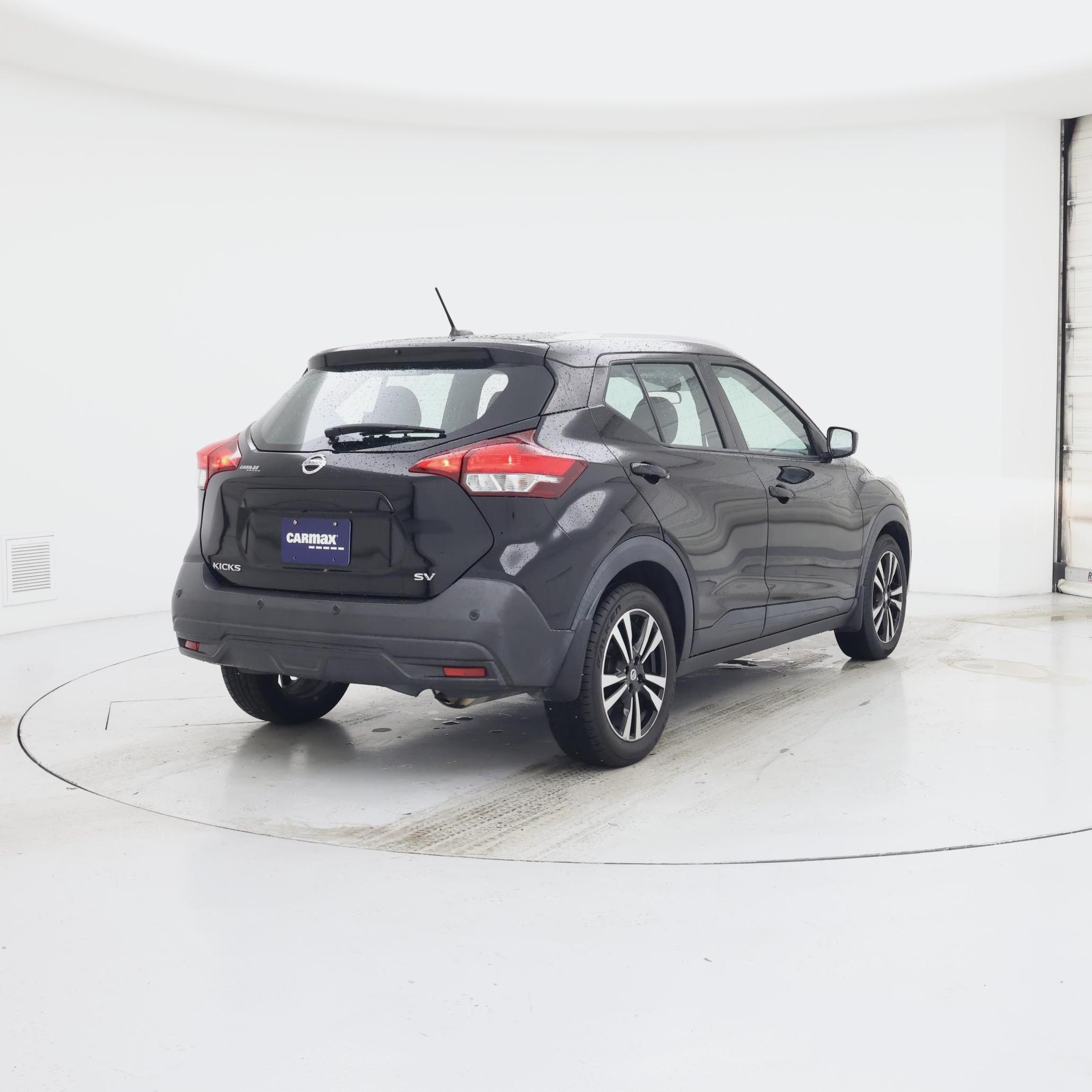 Thumbnail: 2020 Nissan Kicks - 8