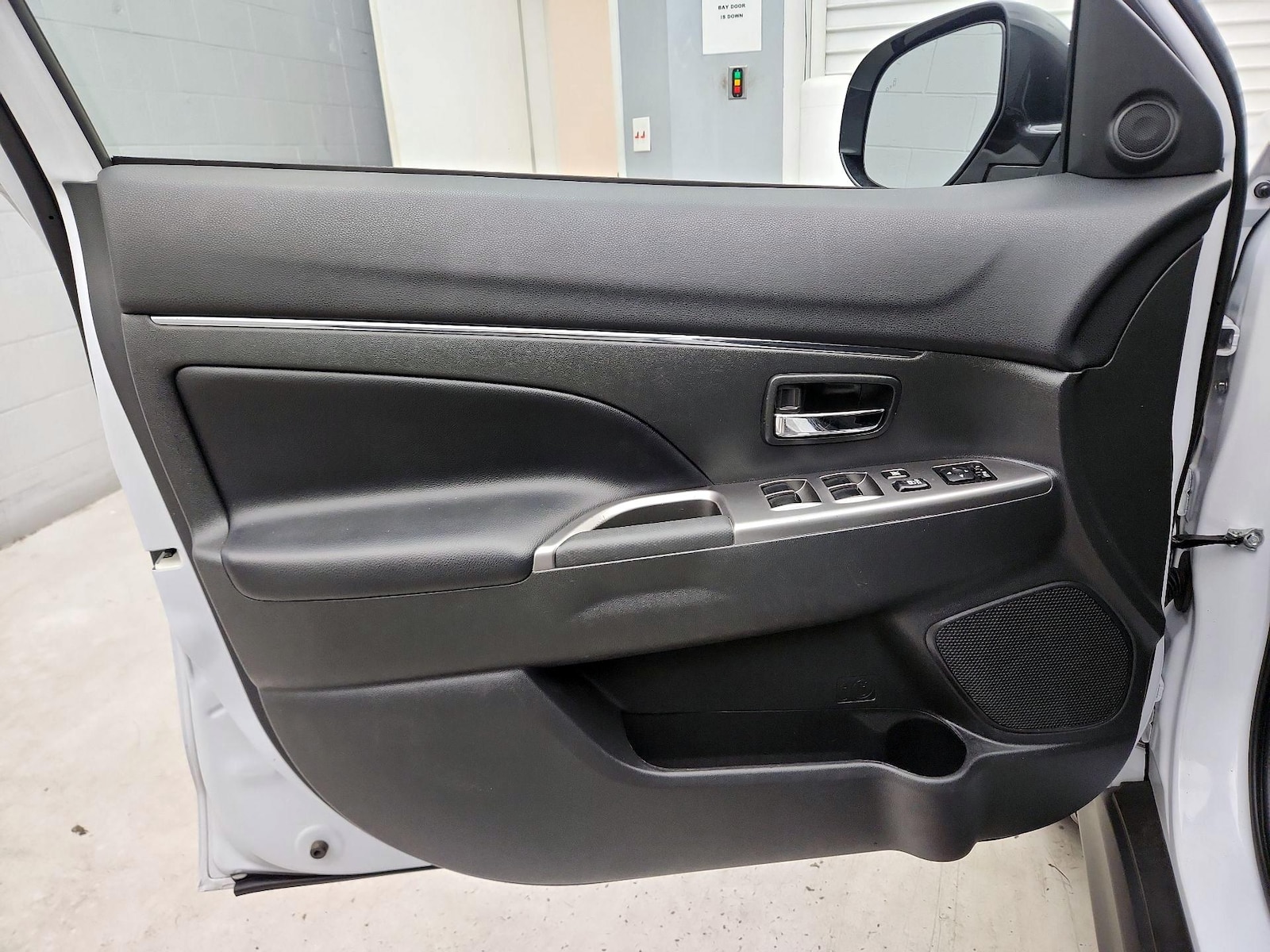 2025 Mitsubishi Outlander Sport SE - Photo 13
