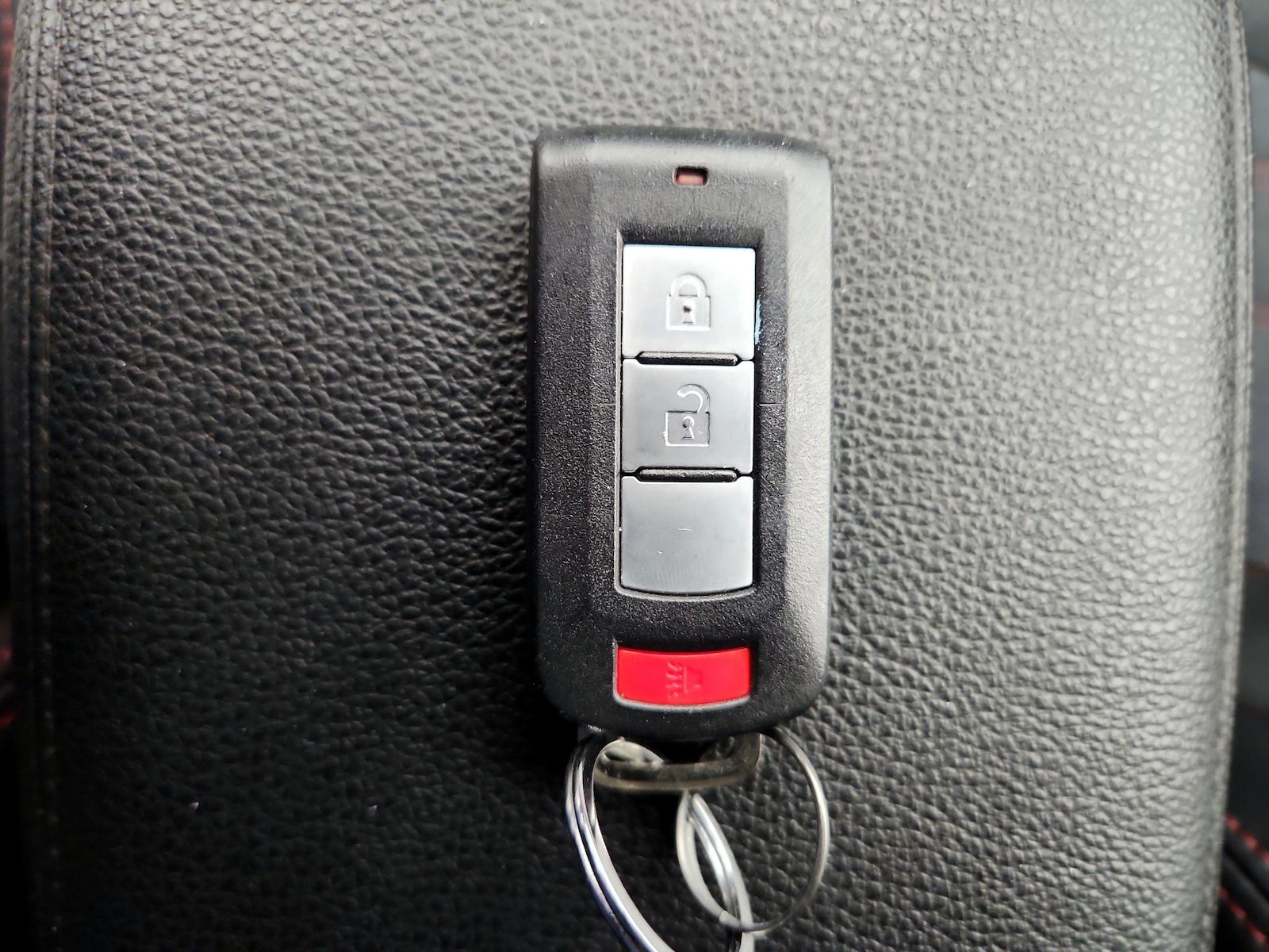 2025 Mitsubishi Outlander Sport SE - Photo 23