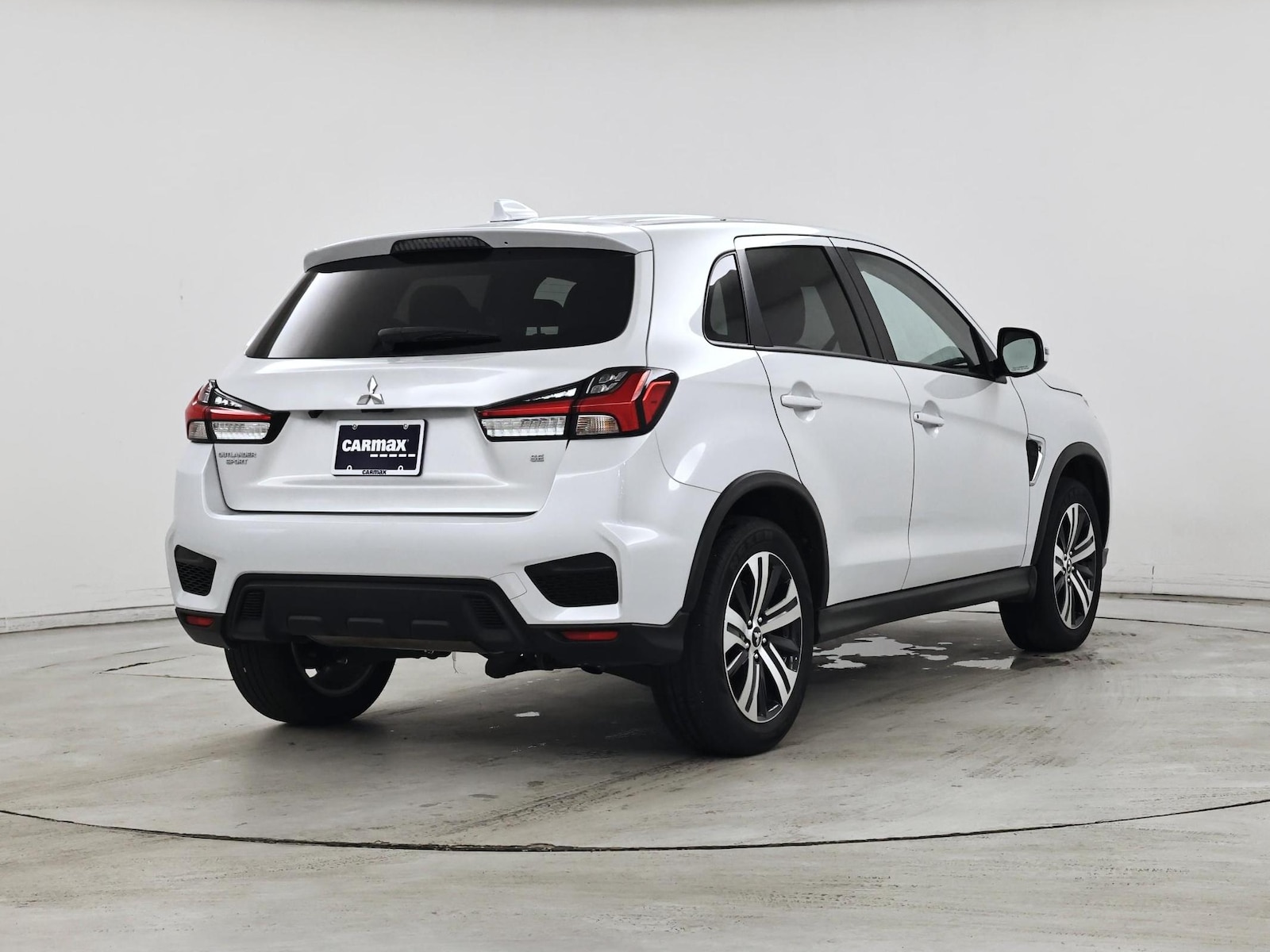 2025 Mitsubishi Outlander Sport SE - Photo 9