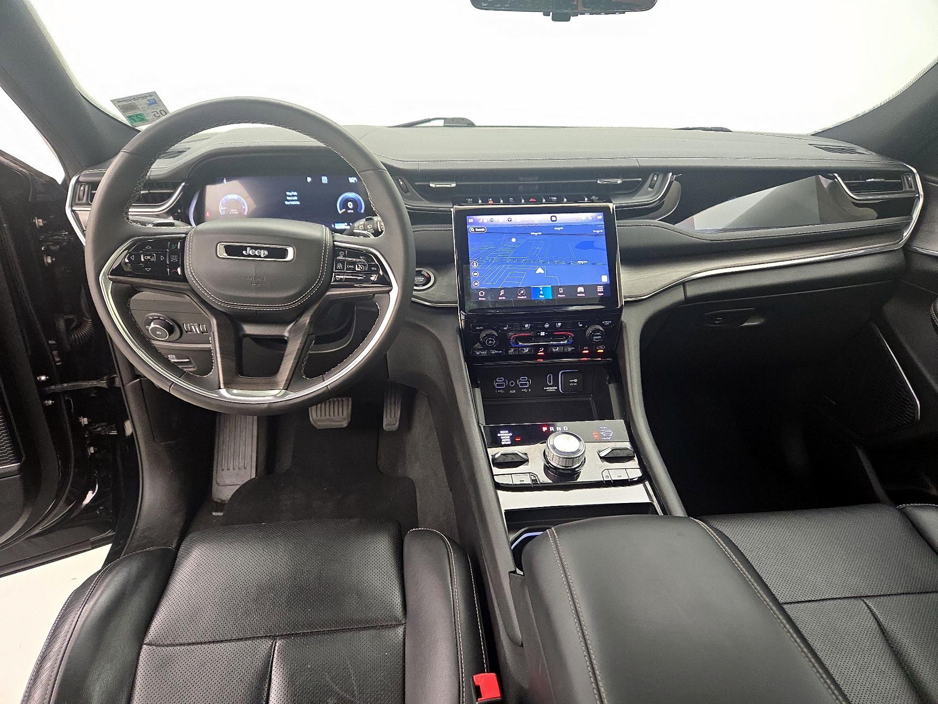 Thumbnail: 2023 Jeep Grand Cherokee - 9