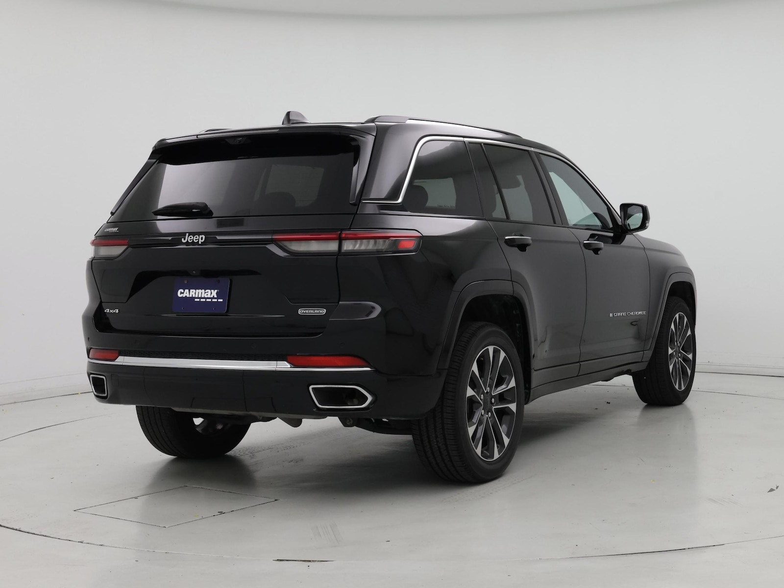 2023 Jeep Grand Cherokee Overland - Photo 9