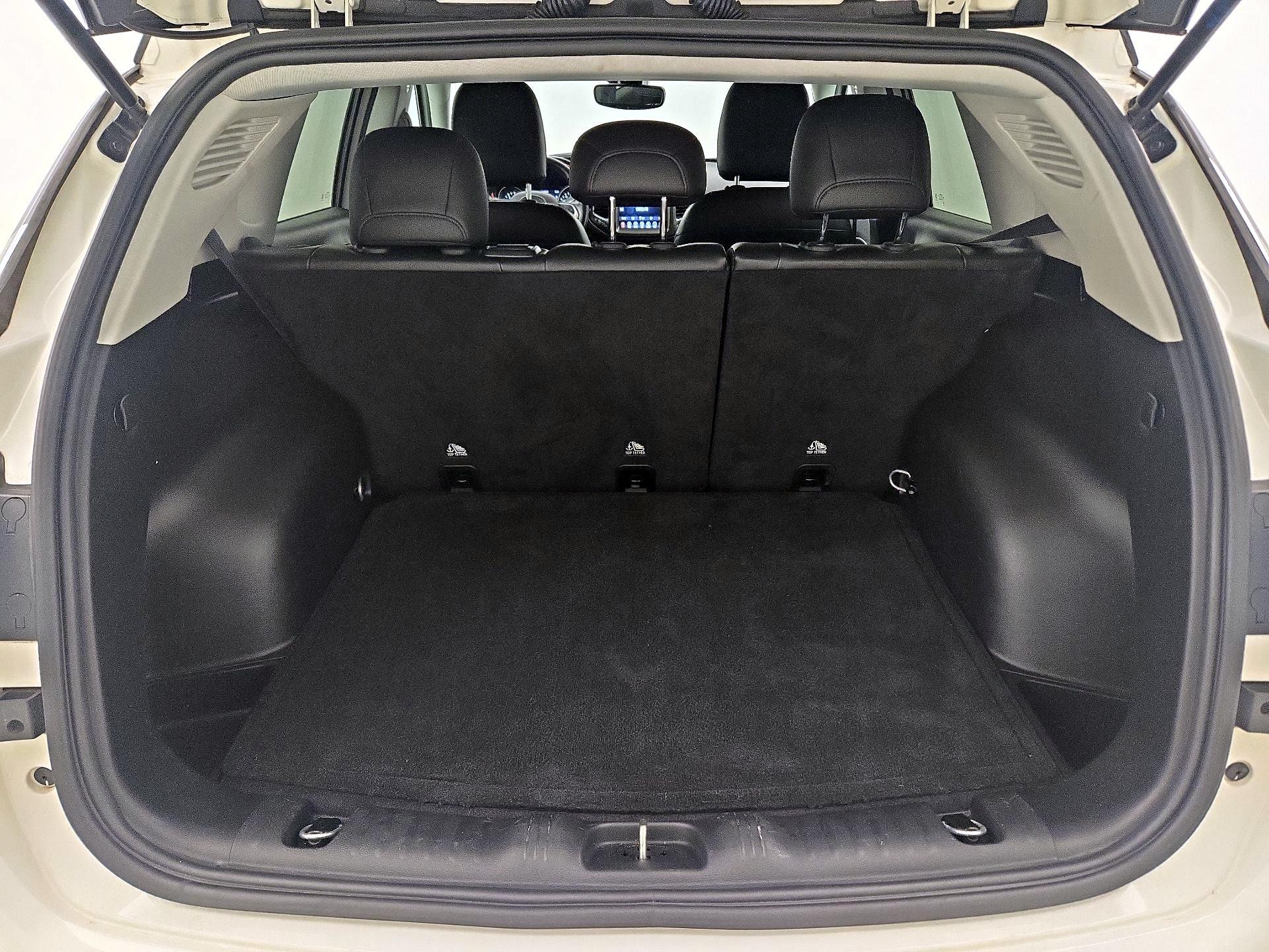 Thumbnail: 2021 Jeep Compass - 20
