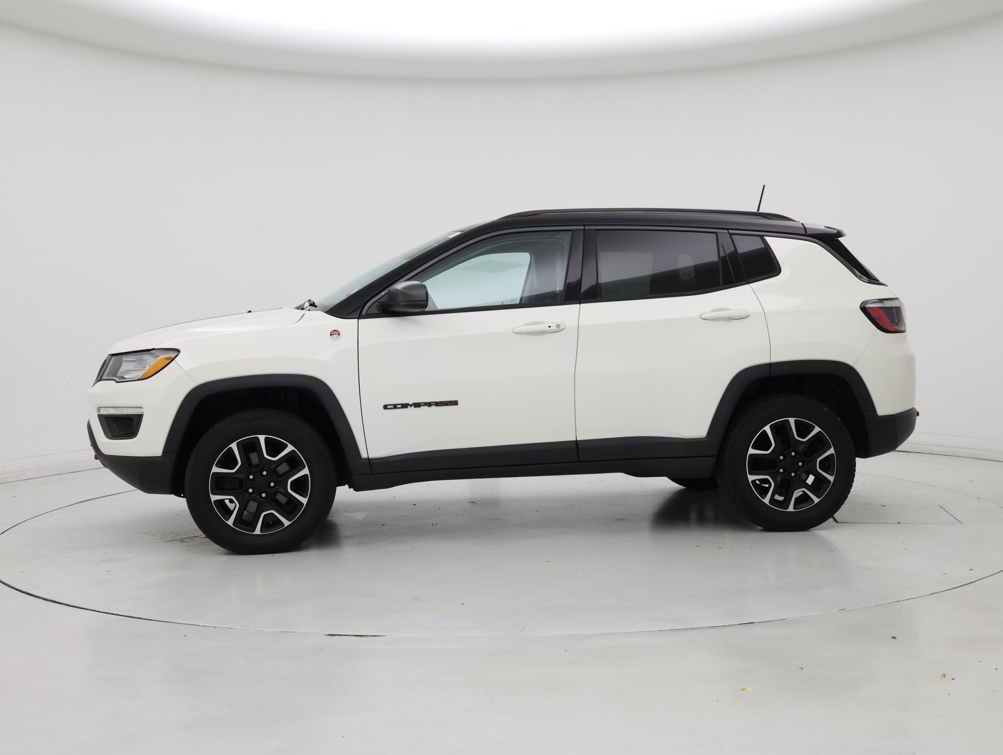 Thumbnail: 2021 Jeep Compass - 3