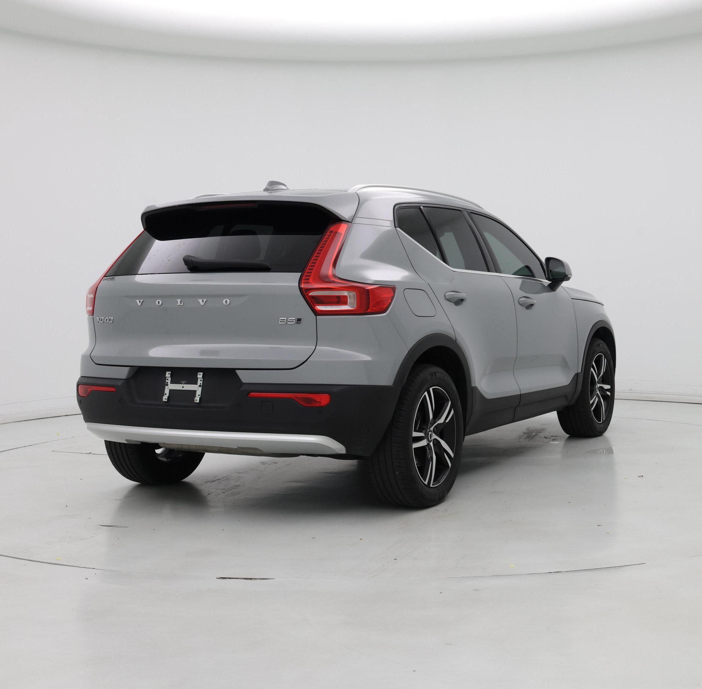 Thumbnail: 2024 Volvo XC40 - 8