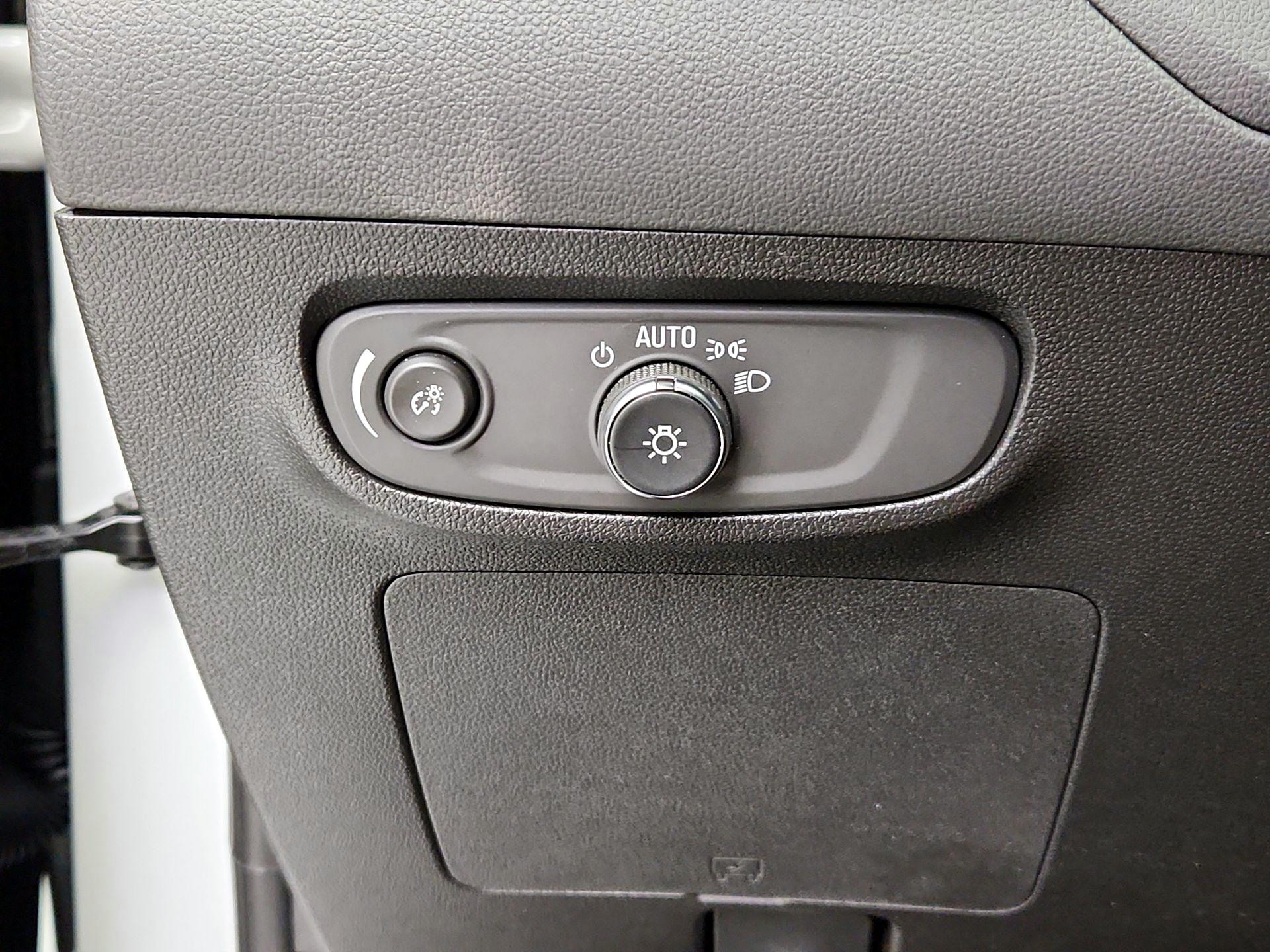 Thumbnail: 2025 Buick Encore GX - 13