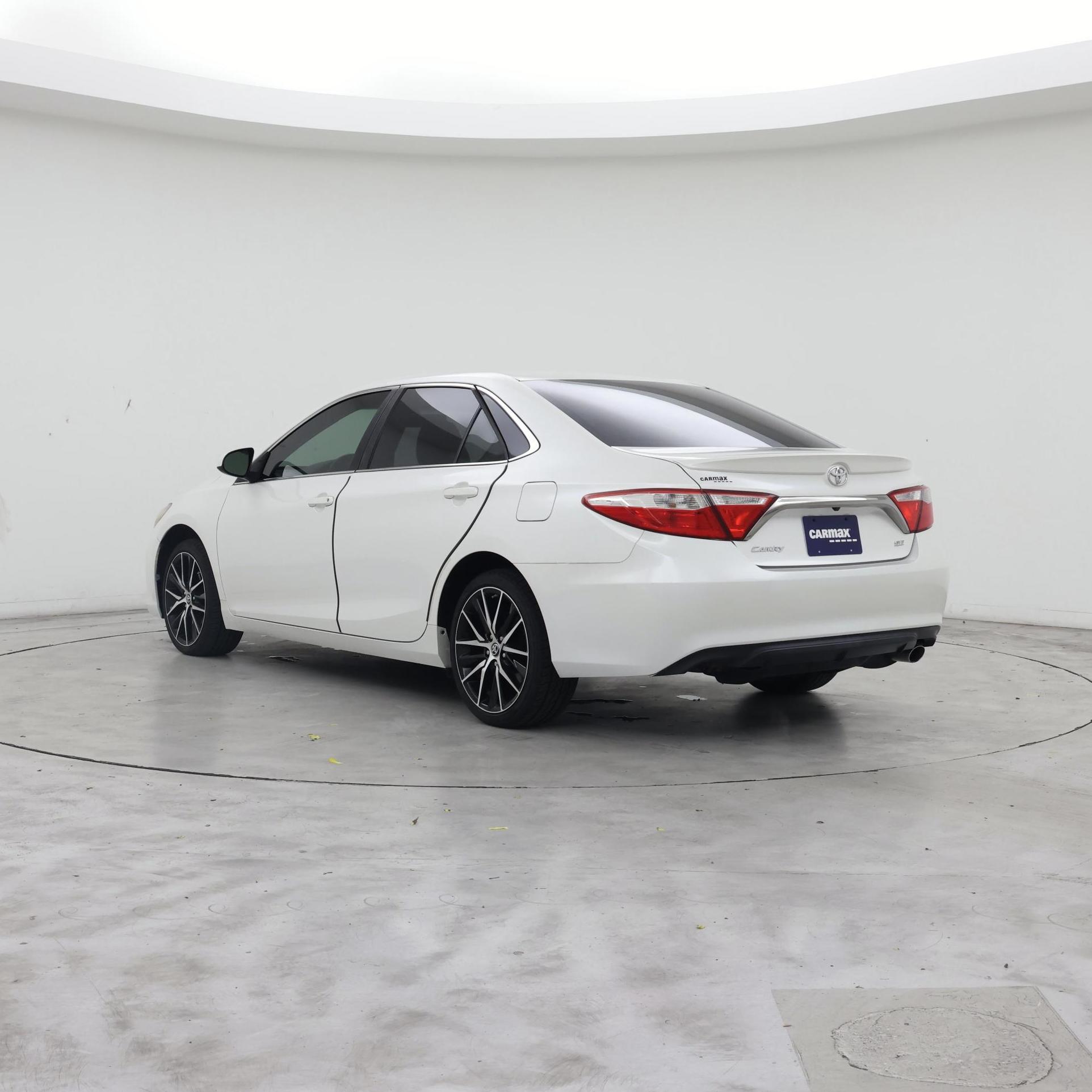 Thumbnail: 2017 Toyota Camry - 2