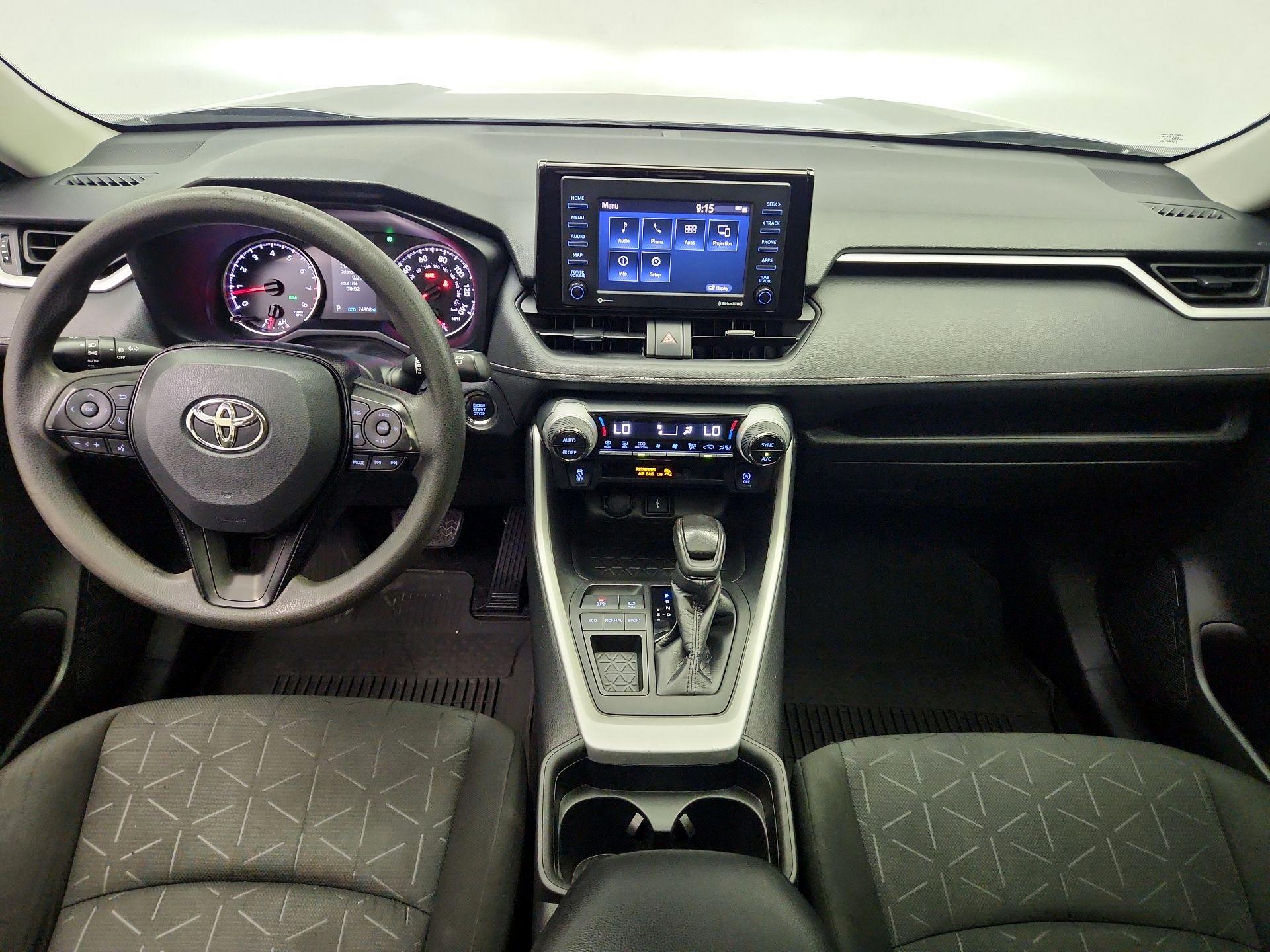 Thumbnail: 2021 Toyota RAV4 - 9