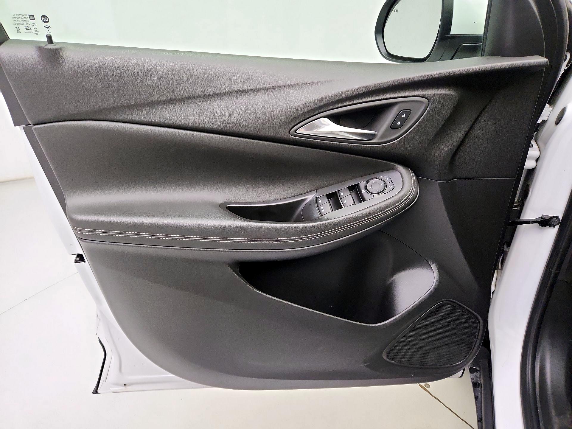 Thumbnail: 2025 Buick Encore GX - 12