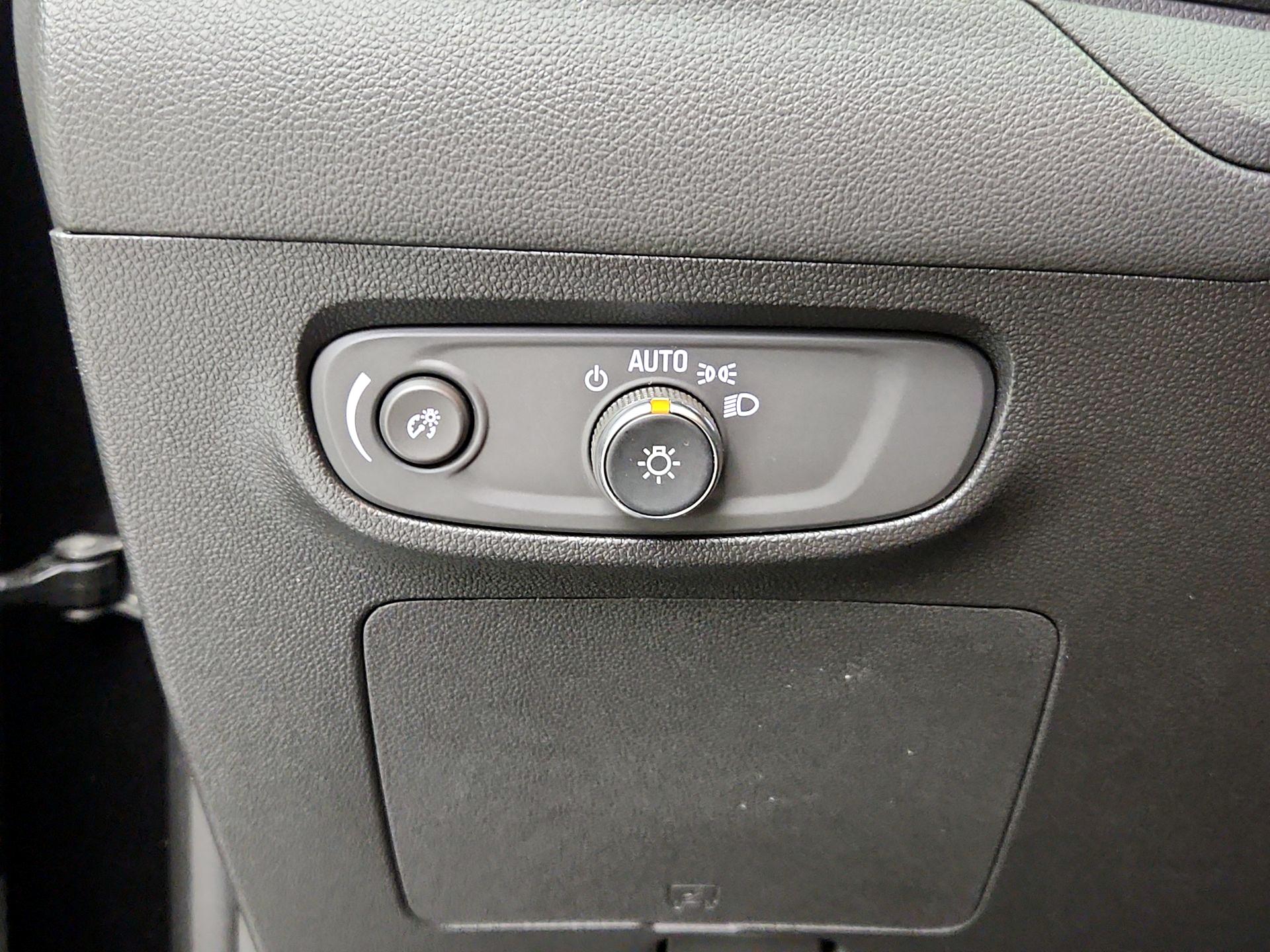 Thumbnail: 2025 Buick Encore GX - 13