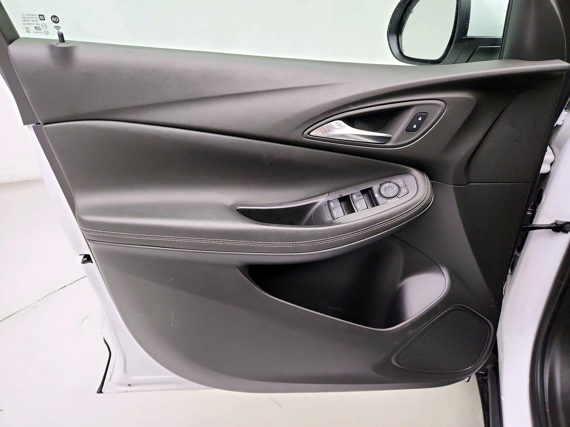 Thumbnail: 2025 Buick Encore GX - 12
