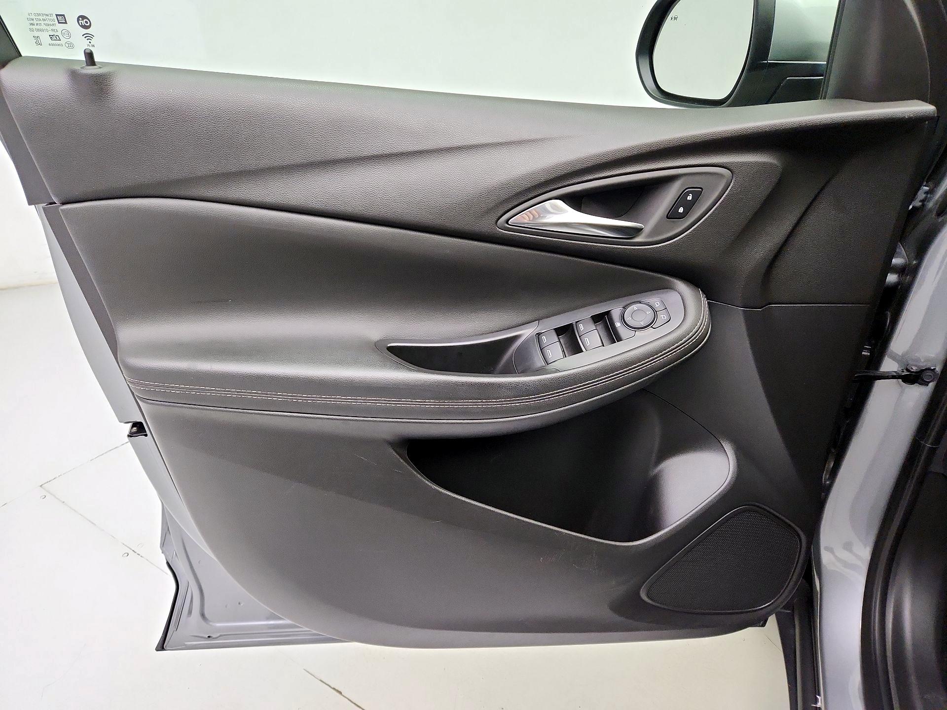 Thumbnail: 2025 Buick Encore GX - 12