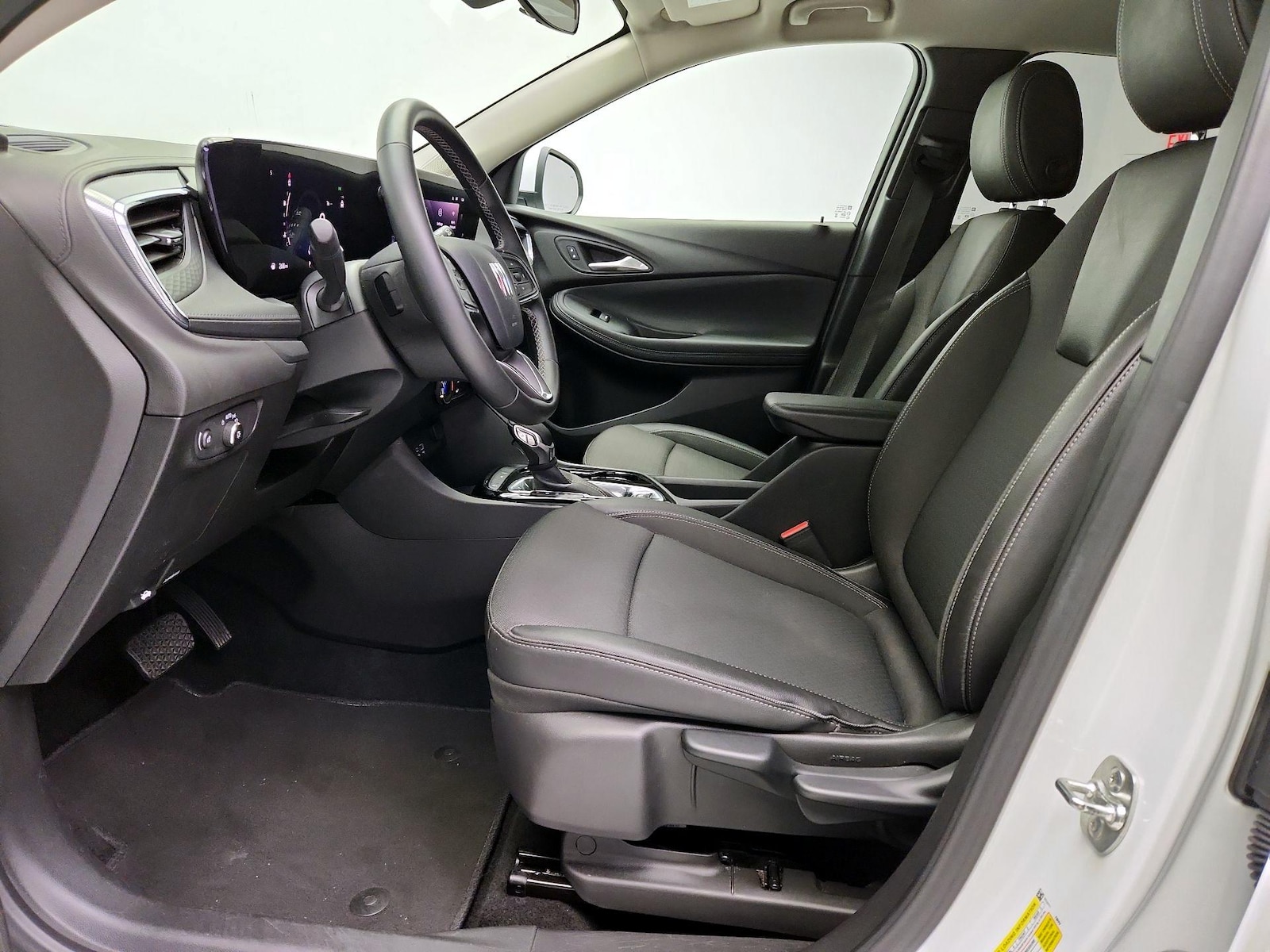 2025 Buick Encore GX Preferred - Photo 12