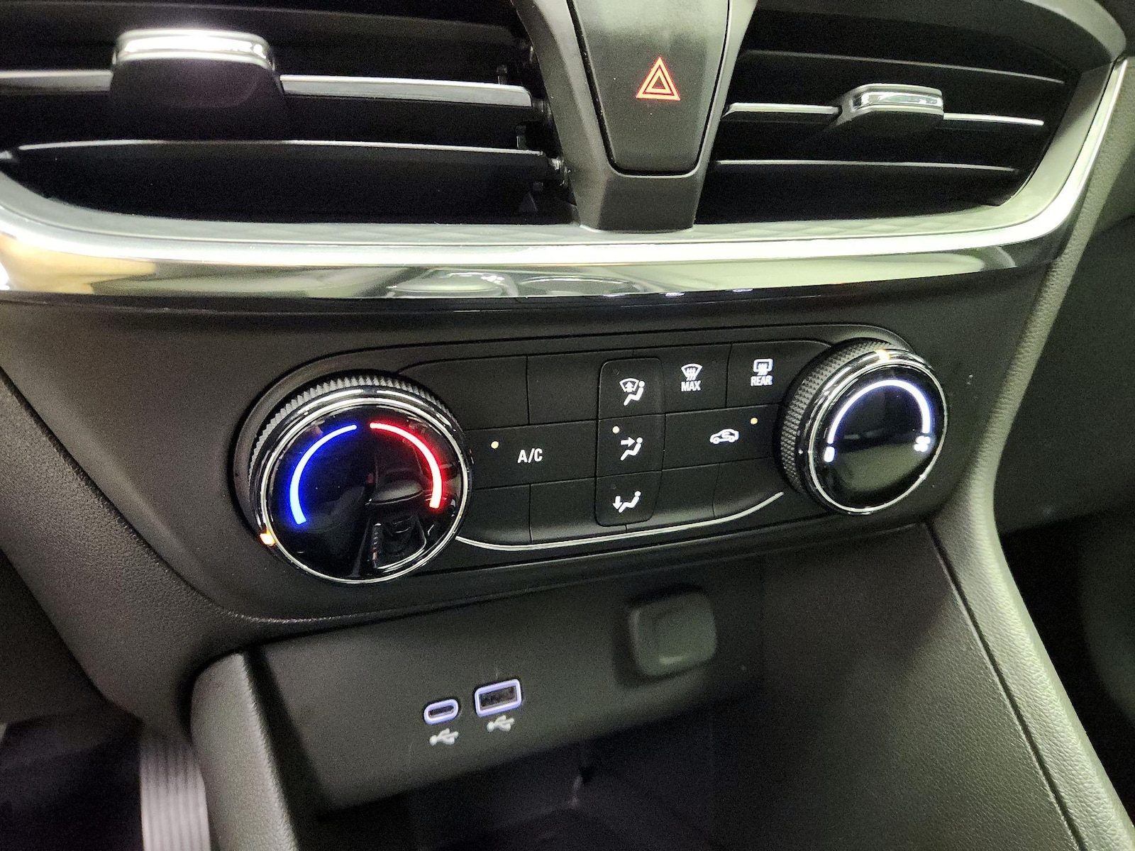 2025 Buick Encore GX Preferred - Photo 17