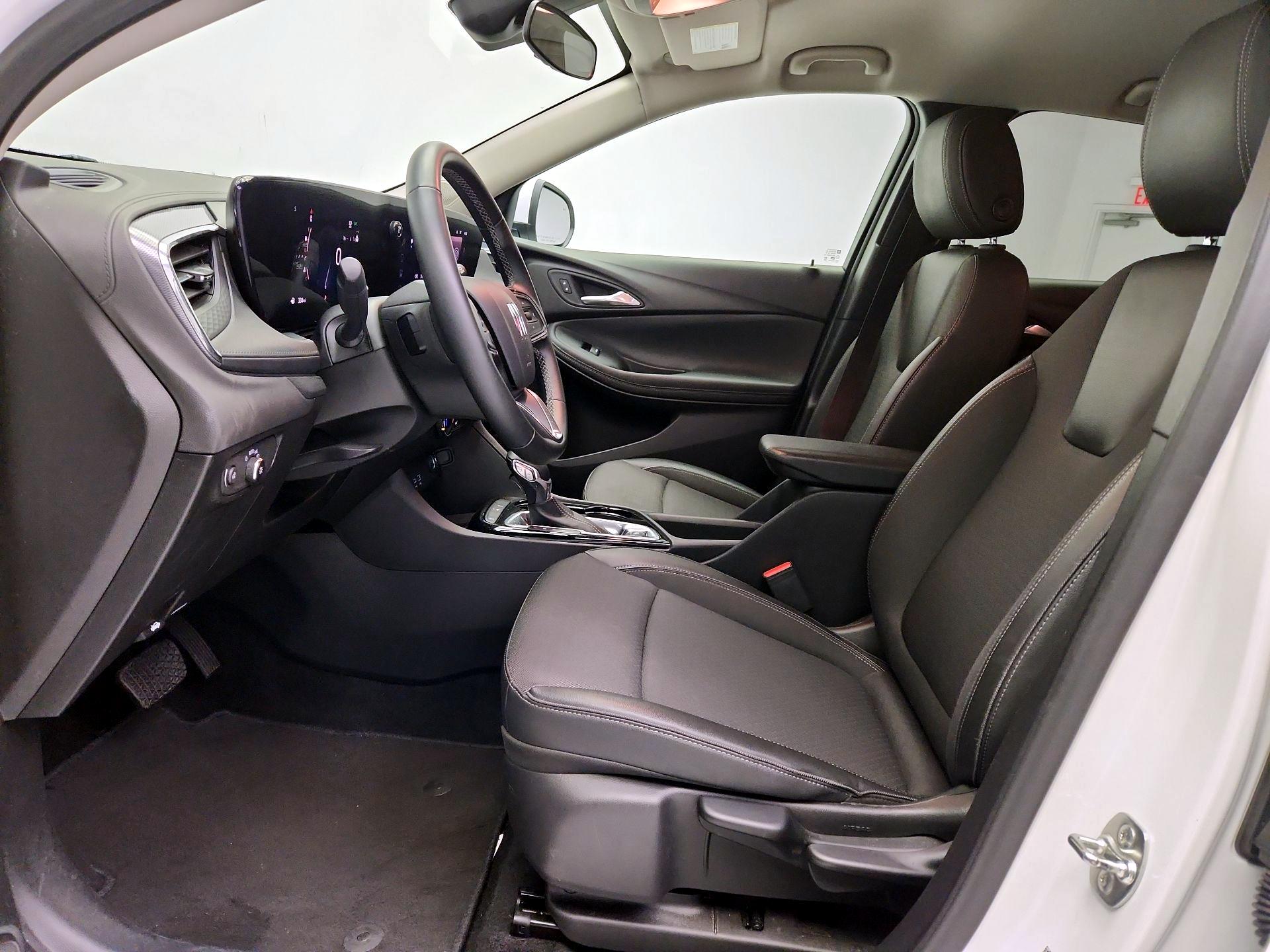 Thumbnail: 2025 Buick Encore GX - 11