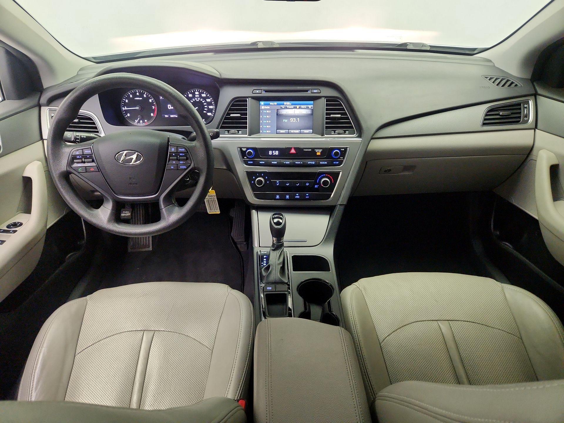 Thumbnail: 2016 Hyundai Sonata - 9