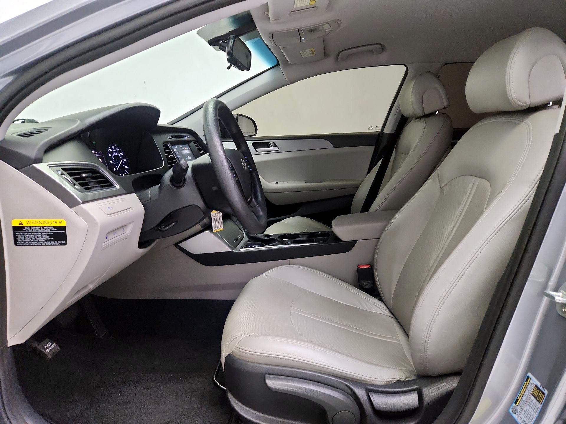 Thumbnail: 2016 Hyundai Sonata - 11