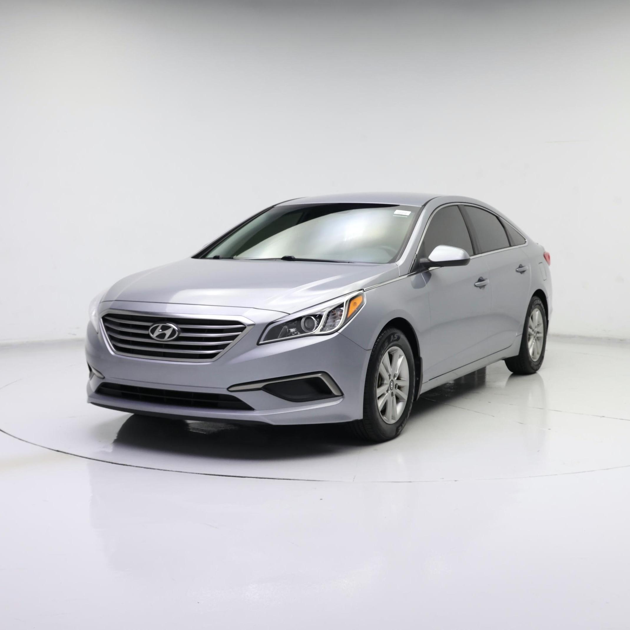 Thumbnail: 2016 Hyundai Sonata - 4