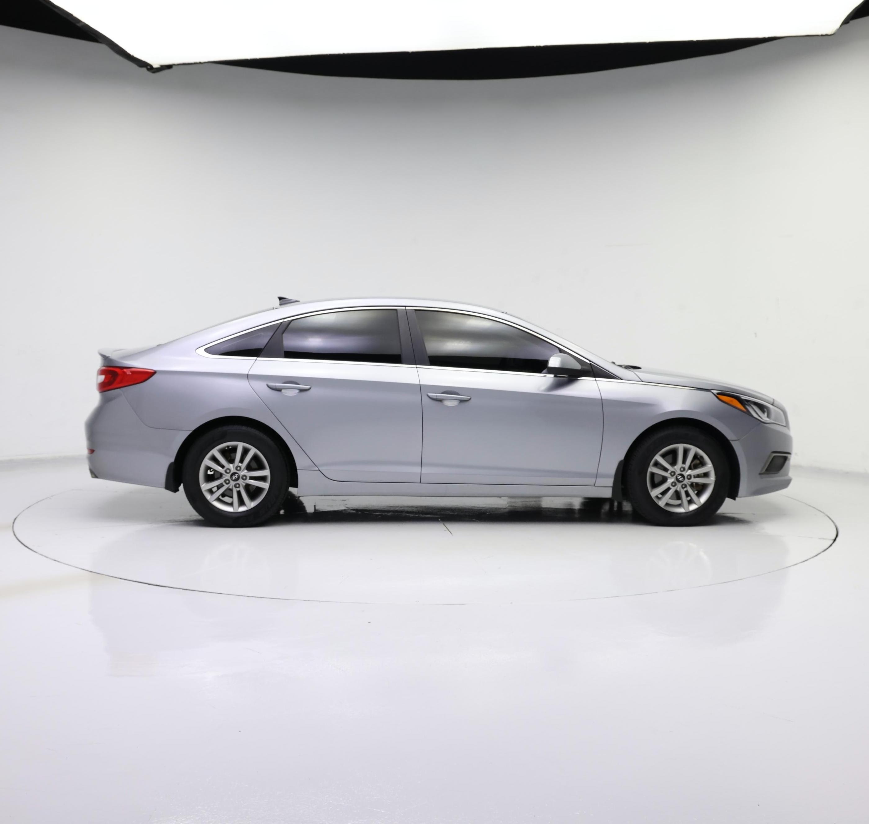 Thumbnail: 2016 Hyundai Sonata - 7