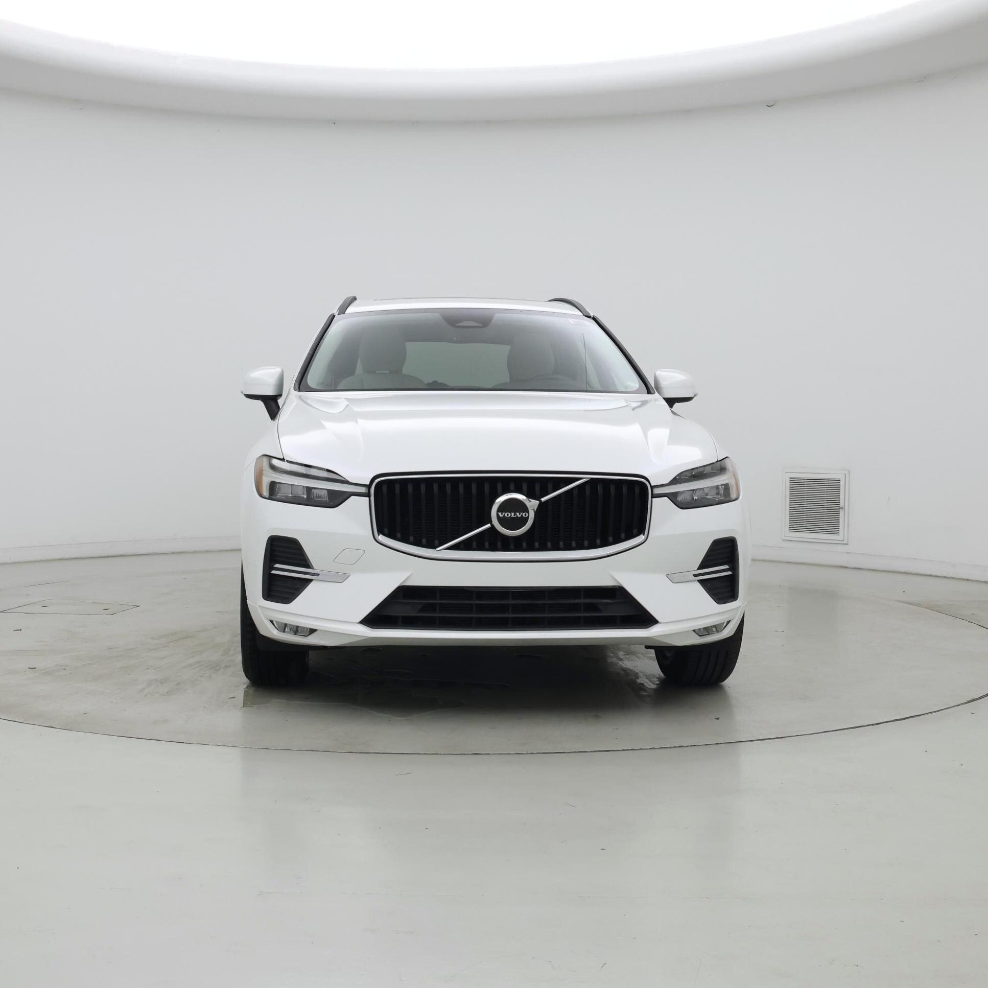 Thumbnail: 2022 Volvo XC60 - 5
