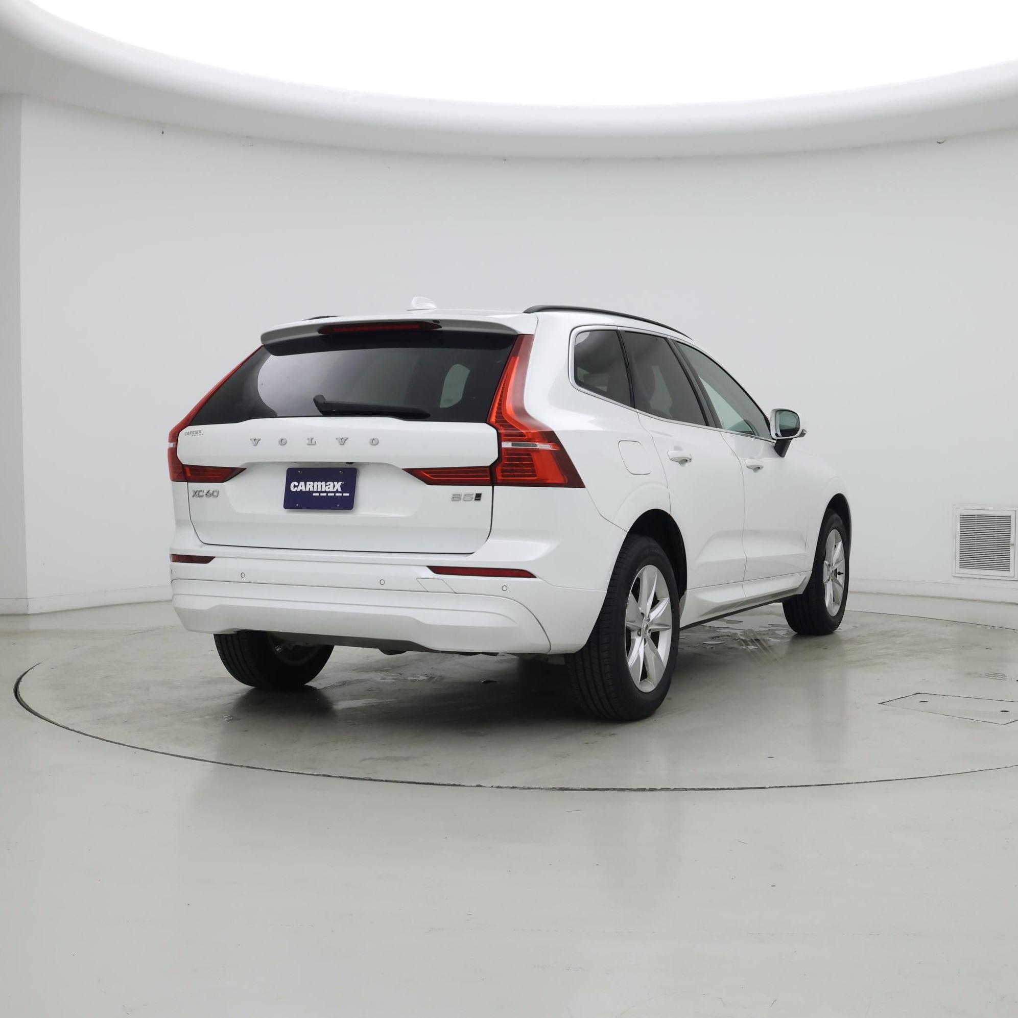 Thumbnail: 2022 Volvo XC60 - 8