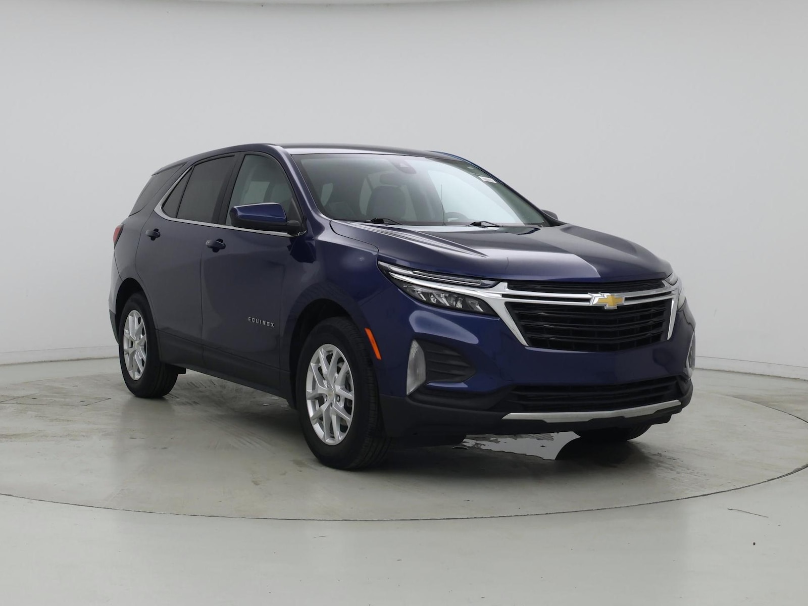2022 Chevrolet Equinox LT - Photo 2